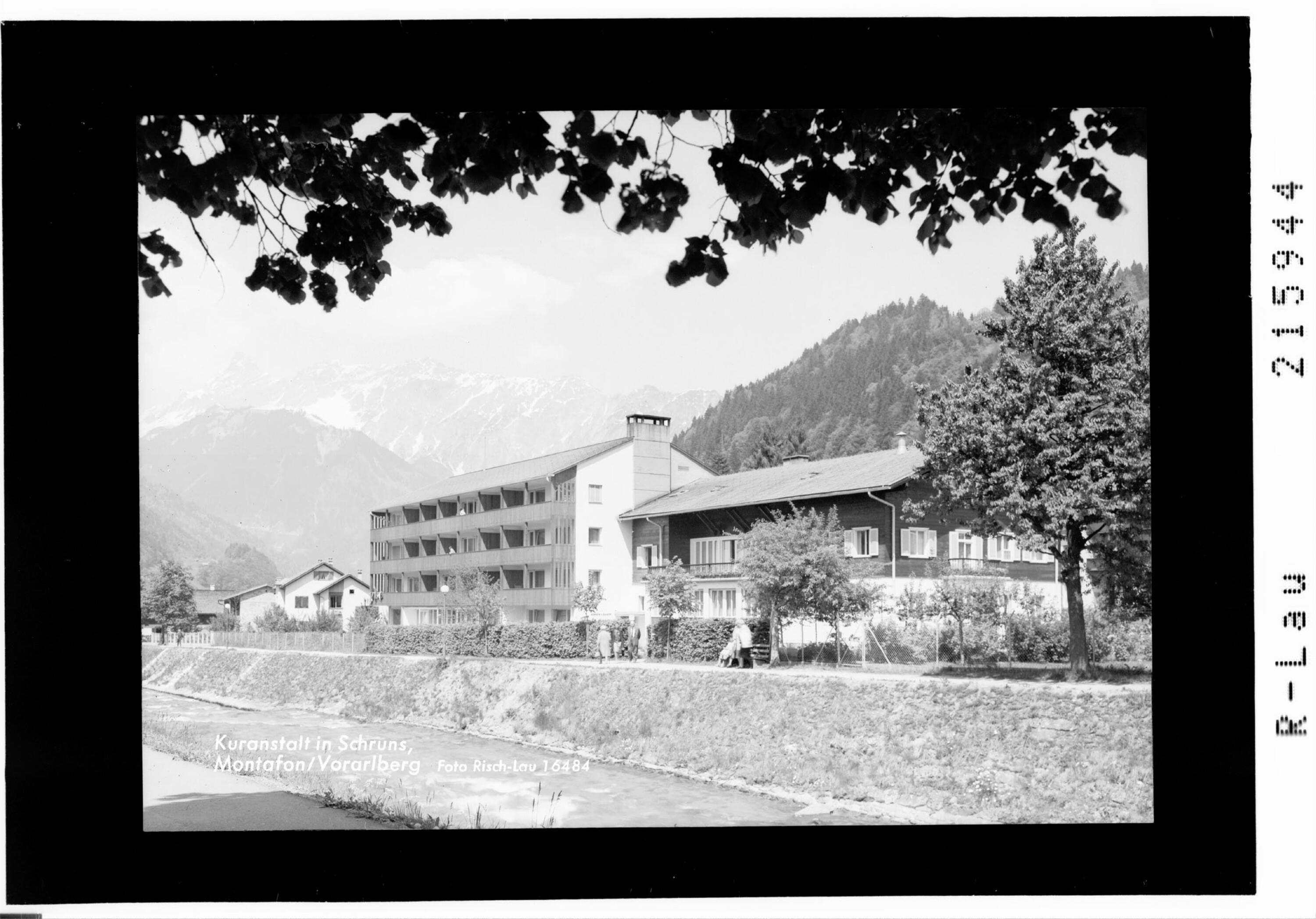 Kuranstalt in Schruns im Montafon / Vorarlberg></div>


    <hr>
    <div class=