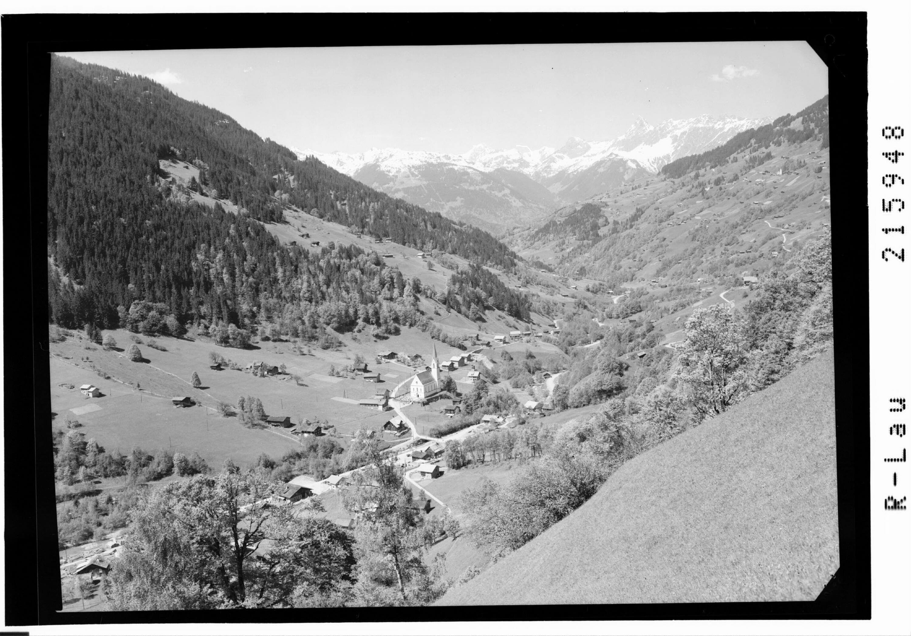 Silbertal im Montafon gegen Golm, Zimba und Vandanser Steinwand></div>


    <hr>
    <div class=