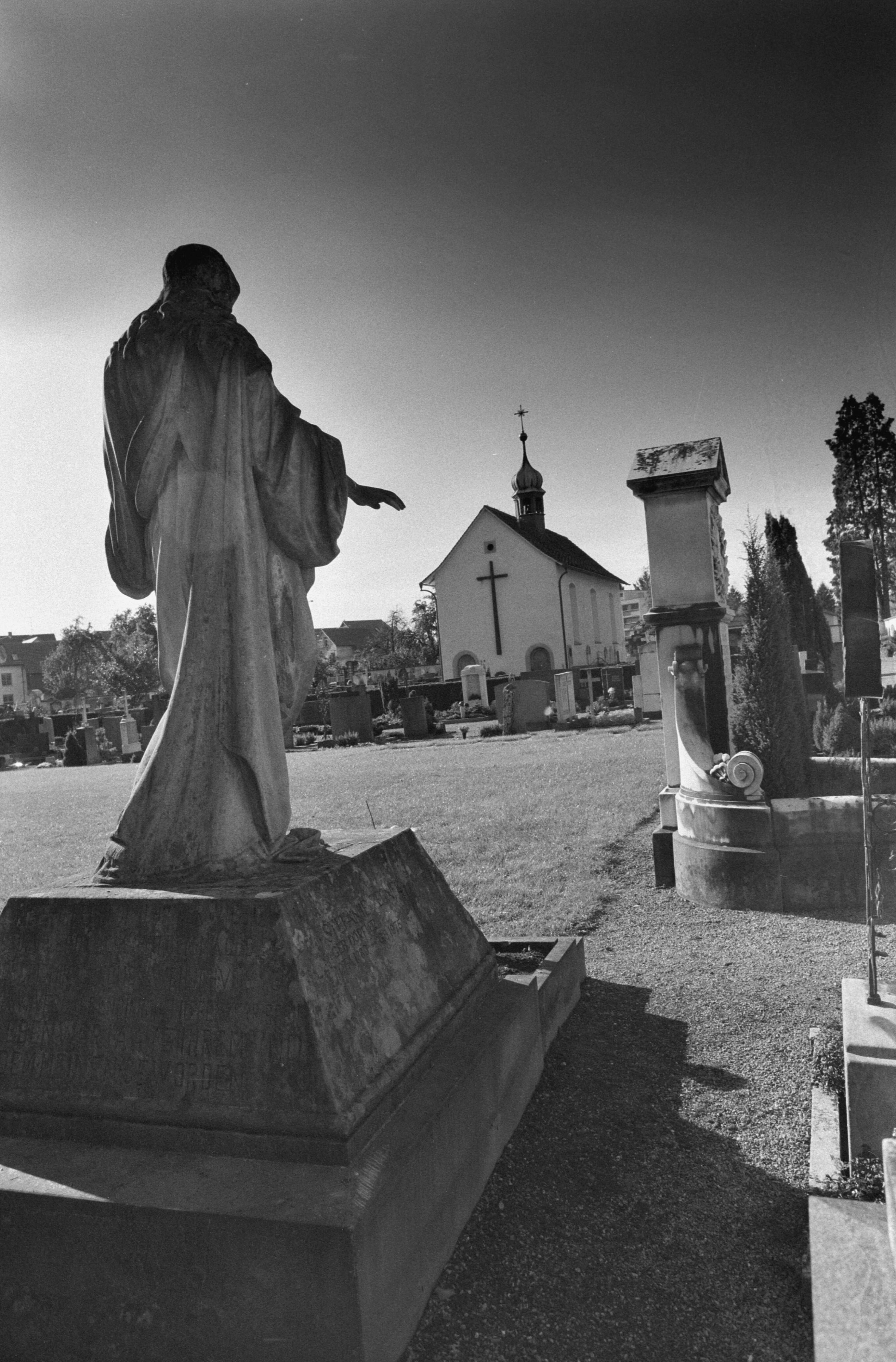 [Bregenz, Friedhof St. Gallus]></div>


    <hr>
    <div class=