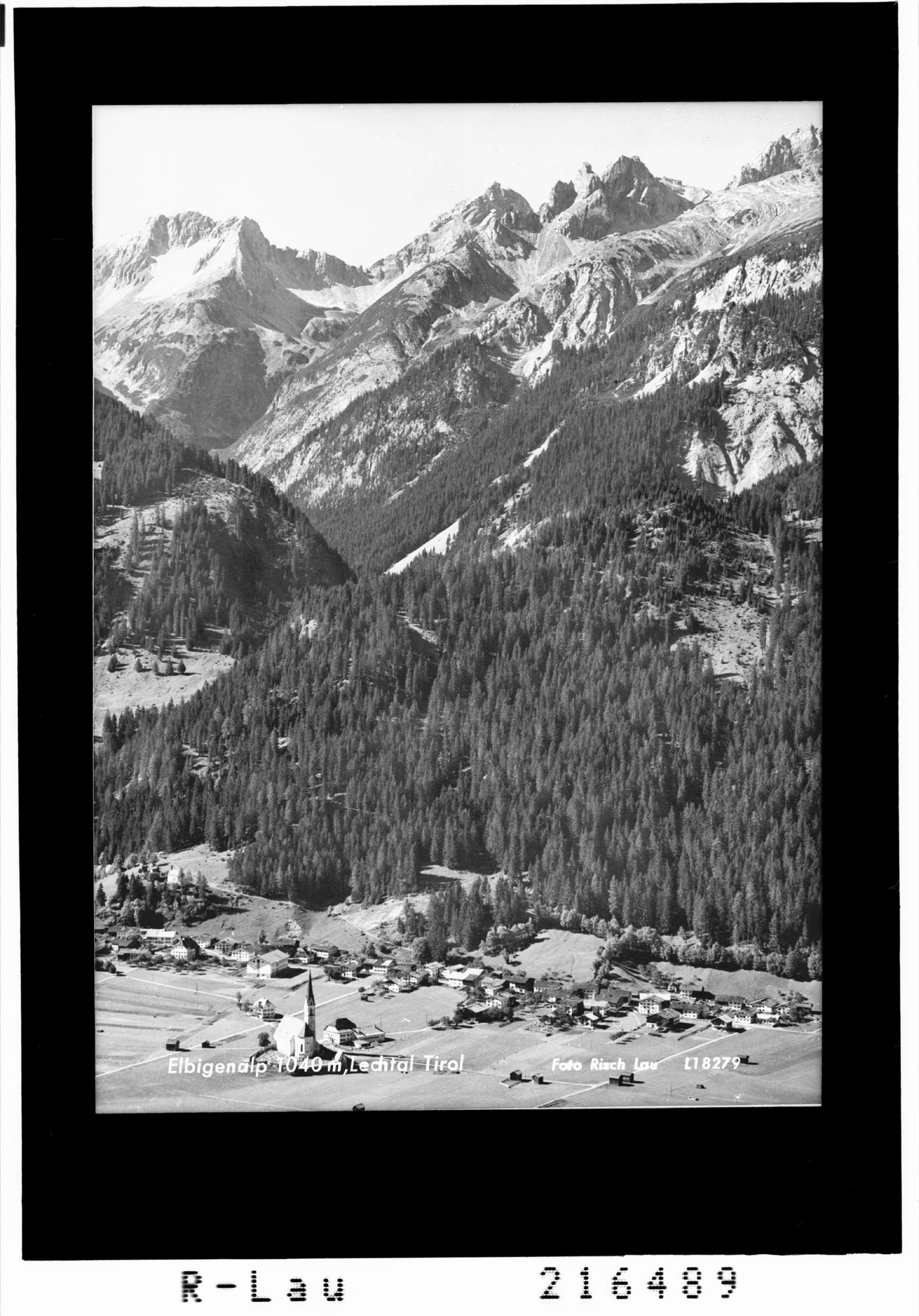 Elbigenalp 1040 m, Lechtal Tirol></div>


    <hr>
    <div class=
