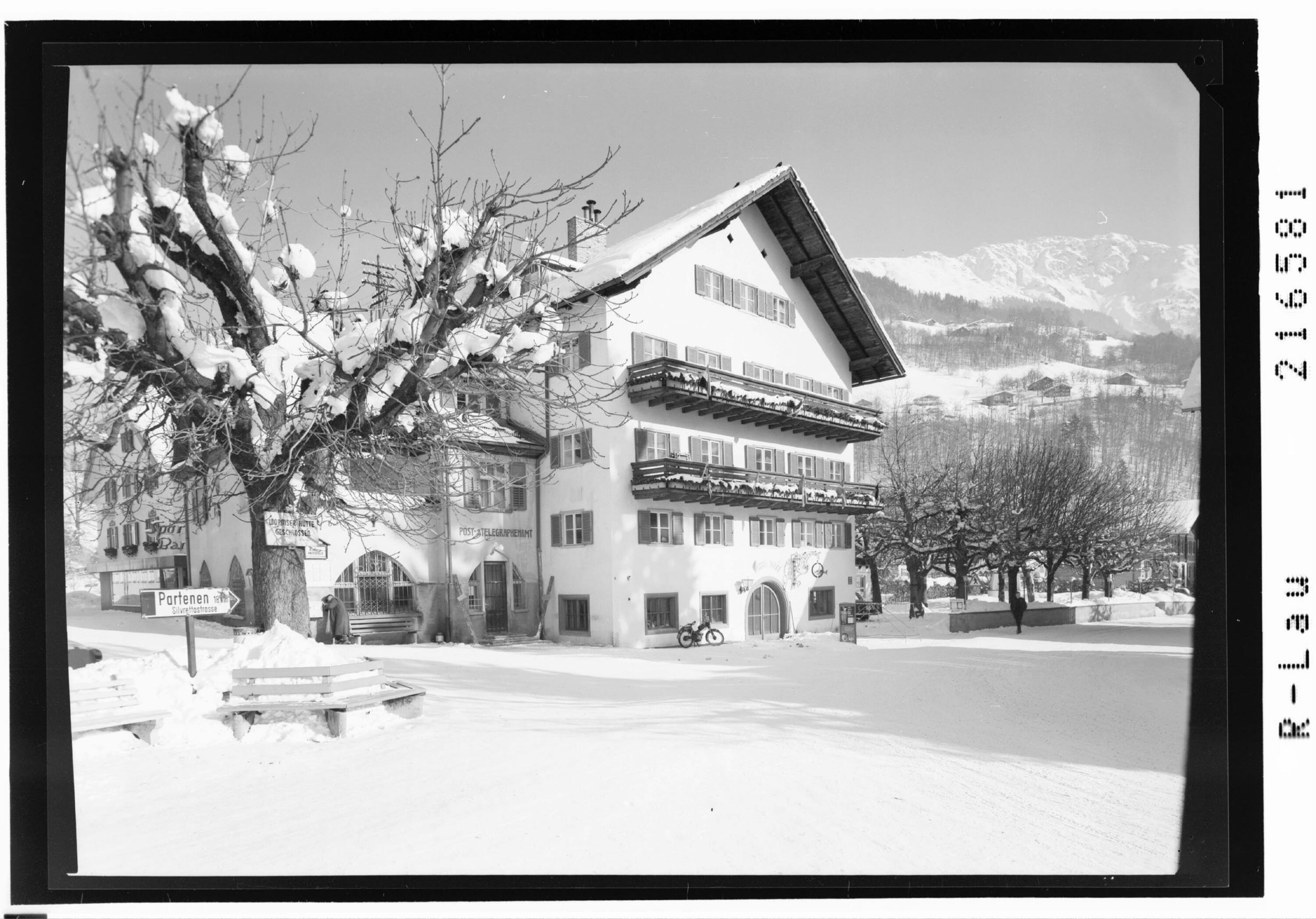 Schruns Montafon Vorarlberg Hotel Taube></div>


    <hr>
    <div class=