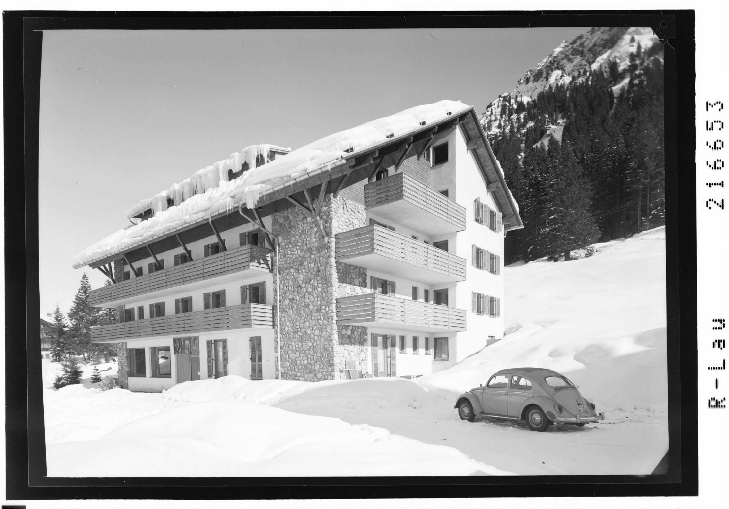 [Hotel Silvretta in Gargellen im Montafon]></div>


    <hr>
    <div class=