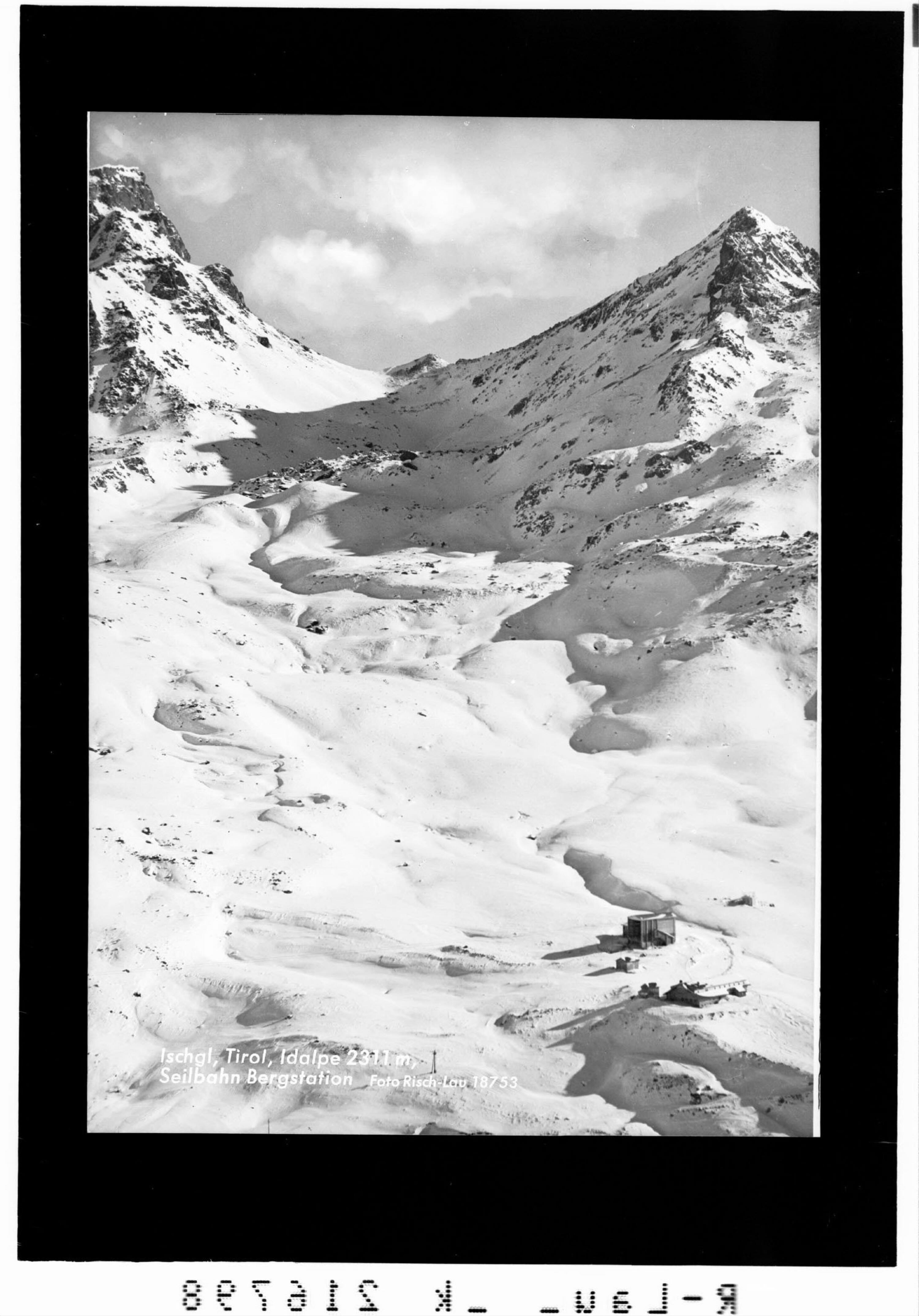 Ischgl, Tirol, Idalpe 2311 m, Seilbahn Bergstation></div>


    <hr>
    <div class=