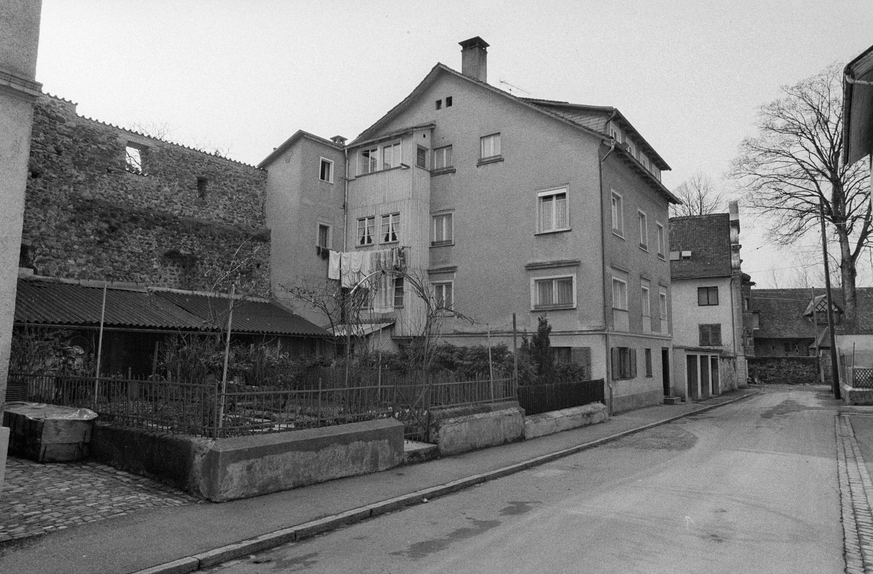 [Bregenz Oberstadt, Häuser]></div>


    <hr>
    <div class=