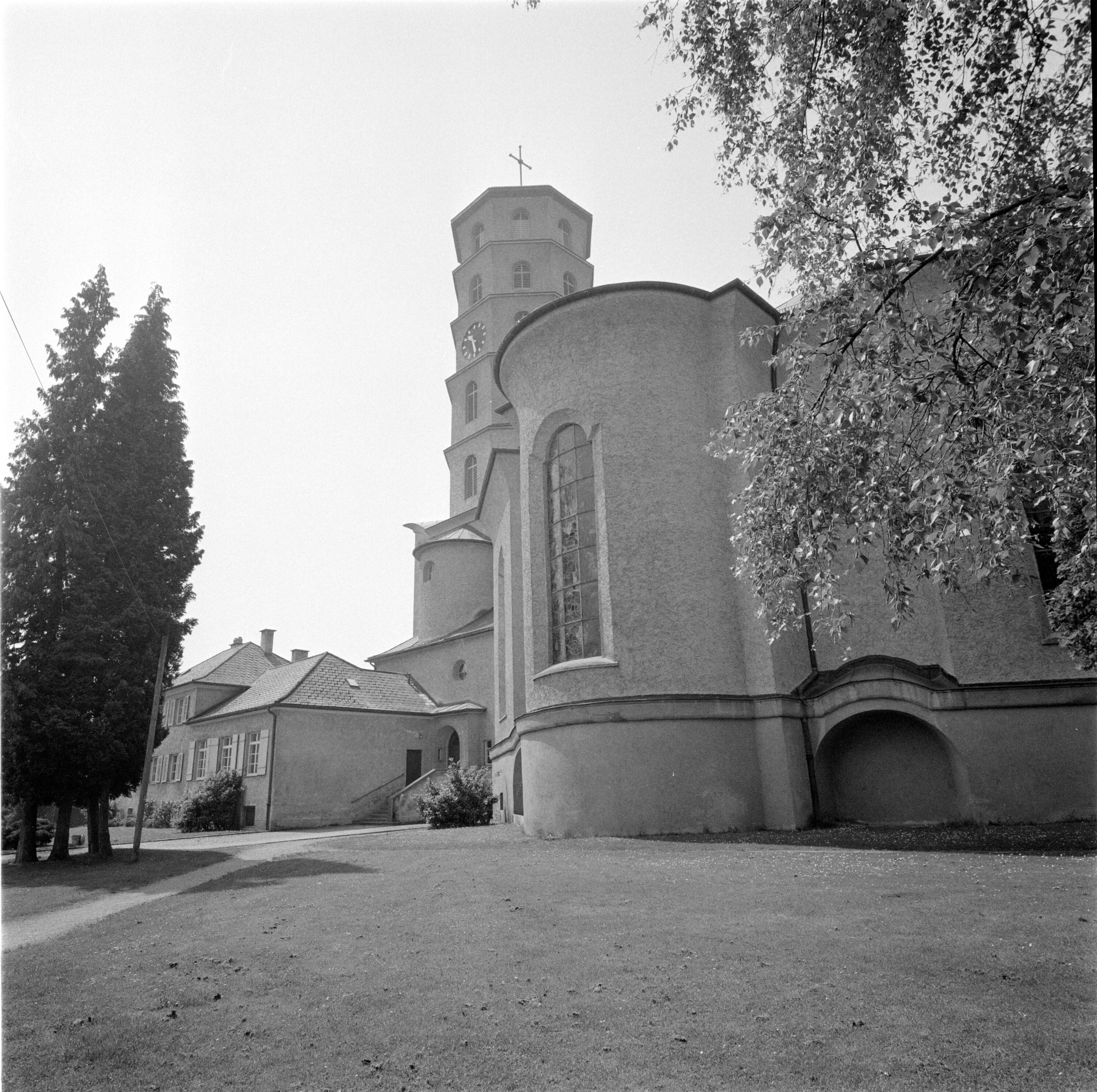 [Bregenz, Kirche, Mariahilf]></div>


    <hr>
    <div class=