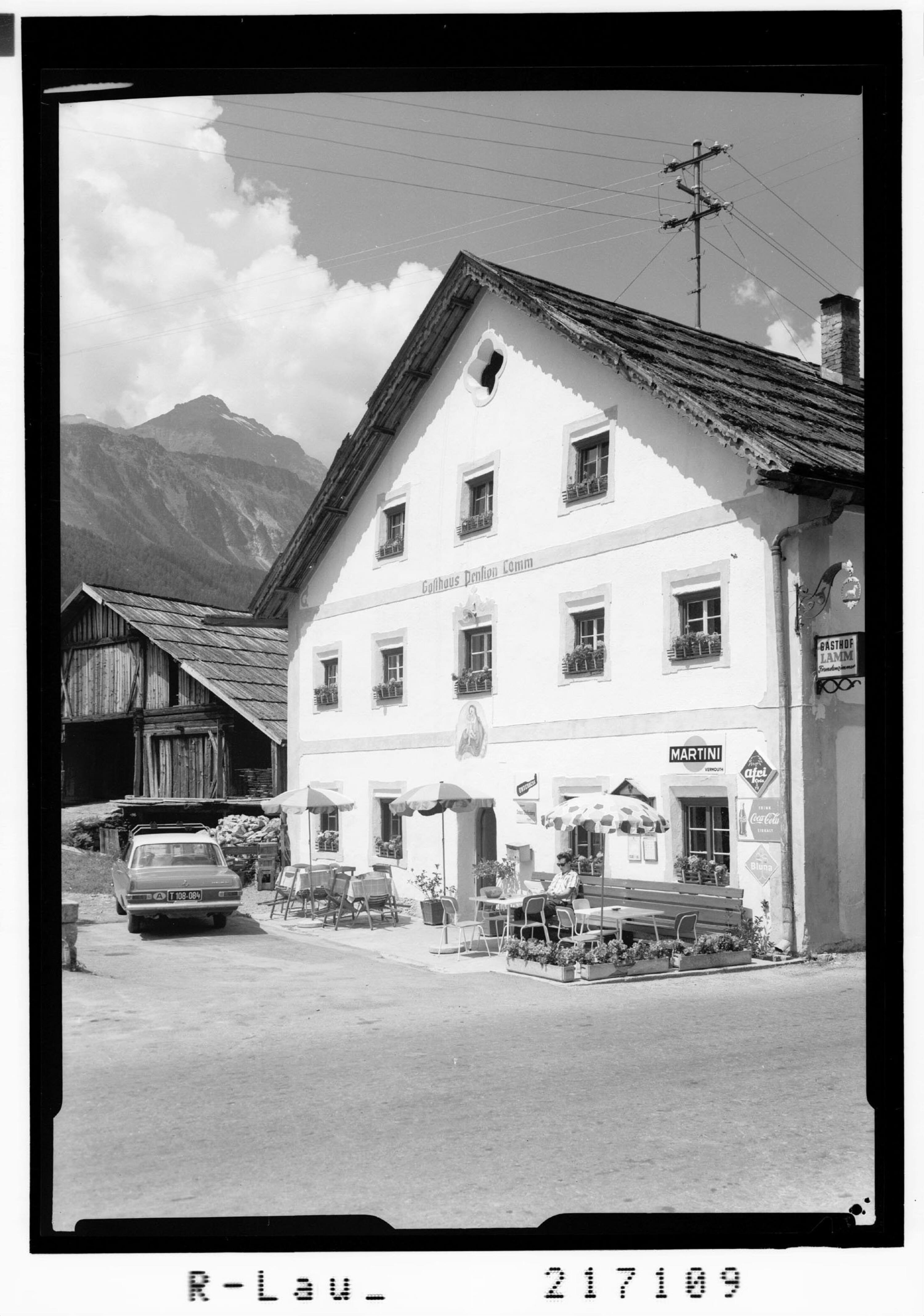 Au bei Längenfeld im Ötztal / Tirol / Gasthaus Pension Lamm gegen Fundusfeiler 3080 m></div>


    <hr>
    <div class=