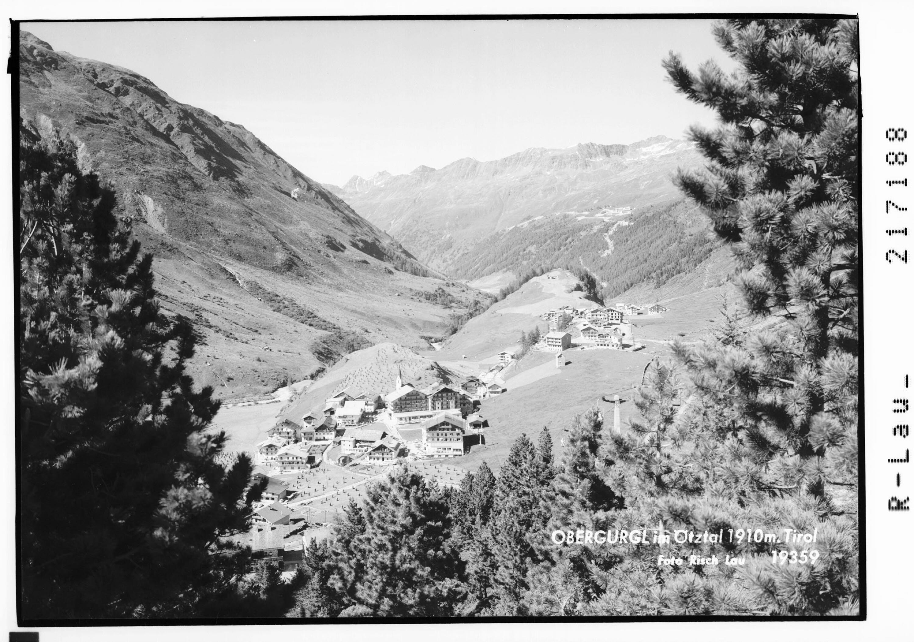 Obergurgl im Ötztal 1910 m, Tirol></div>


    <hr>
    <div class=