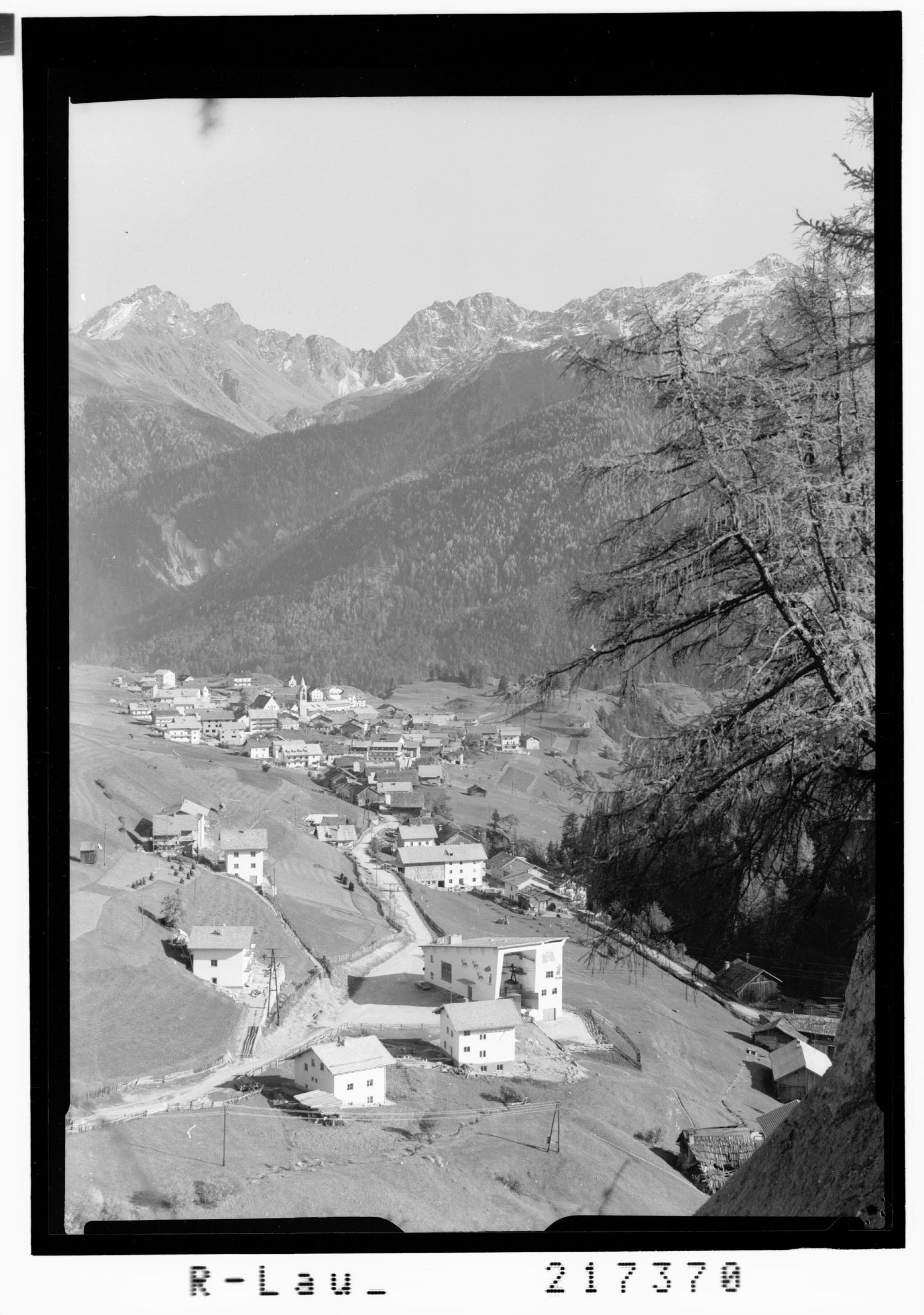 Serfaus im Oberinntal / Tirol 1427 m></div>


    <hr>
    <div class=