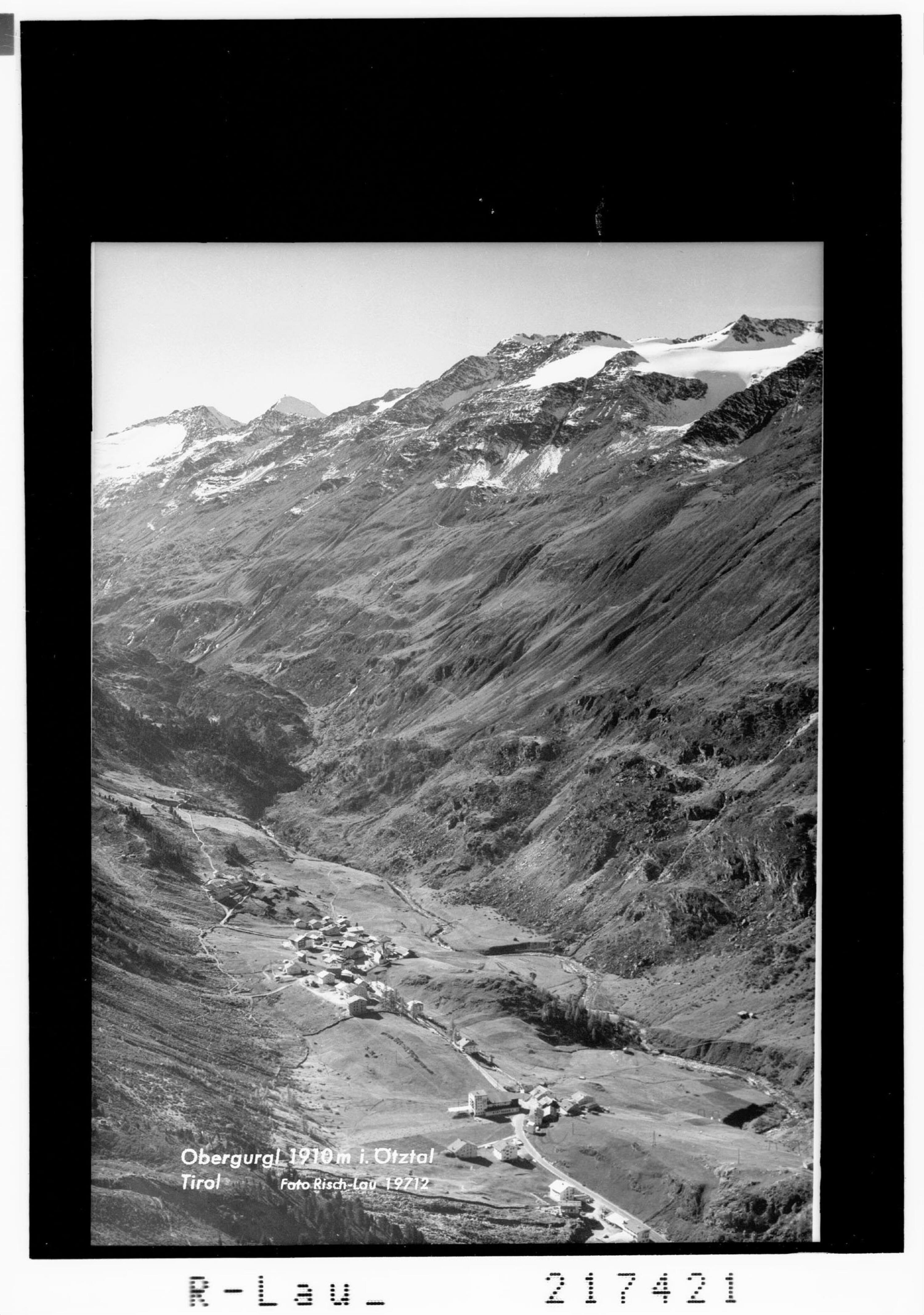 Obergurgl 1910 m im Ötztal Tirol></div>


    <hr>
    <div class=