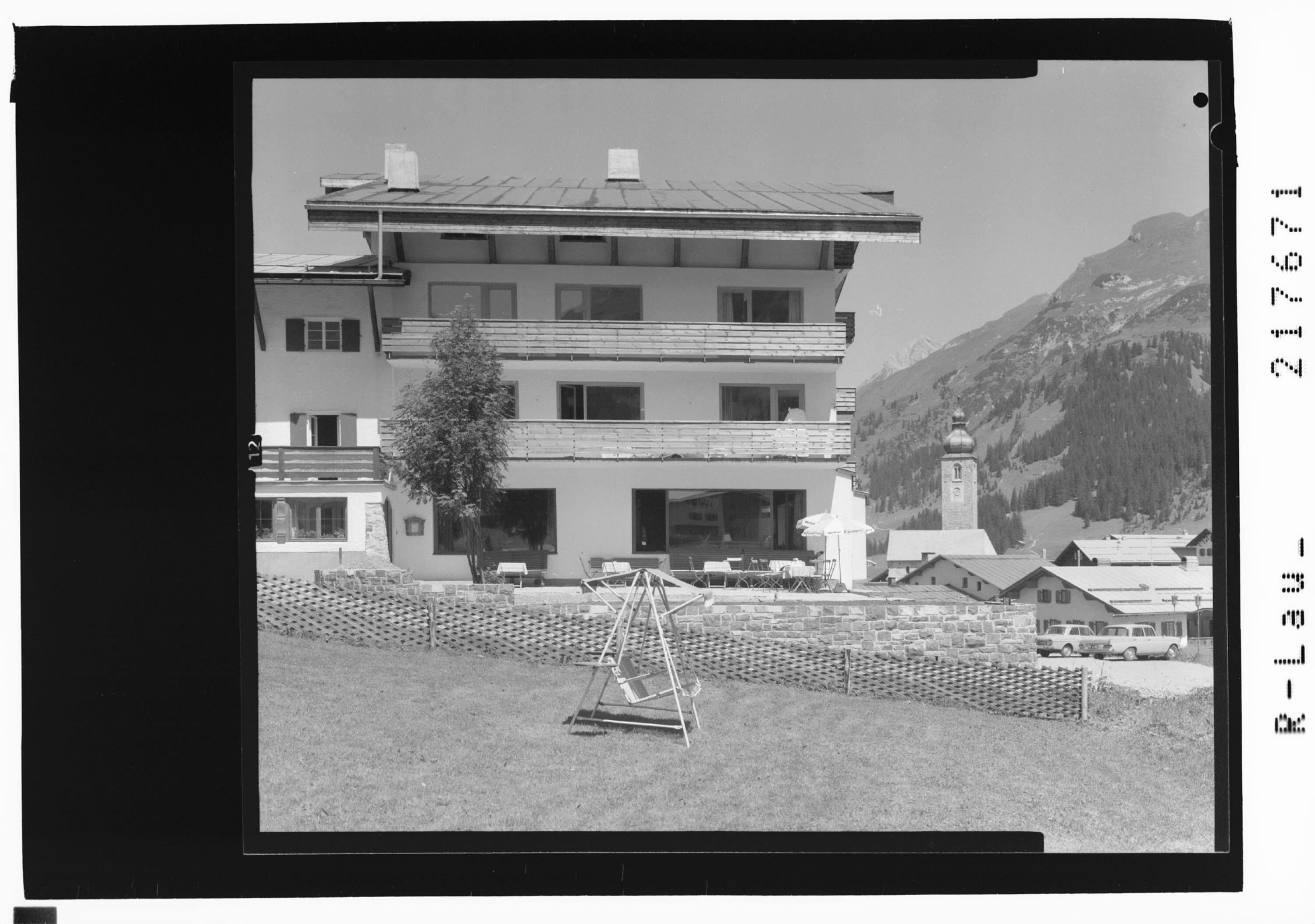Lech am Arlberg Hotel Schneider></div>


    <hr>
    <div class=