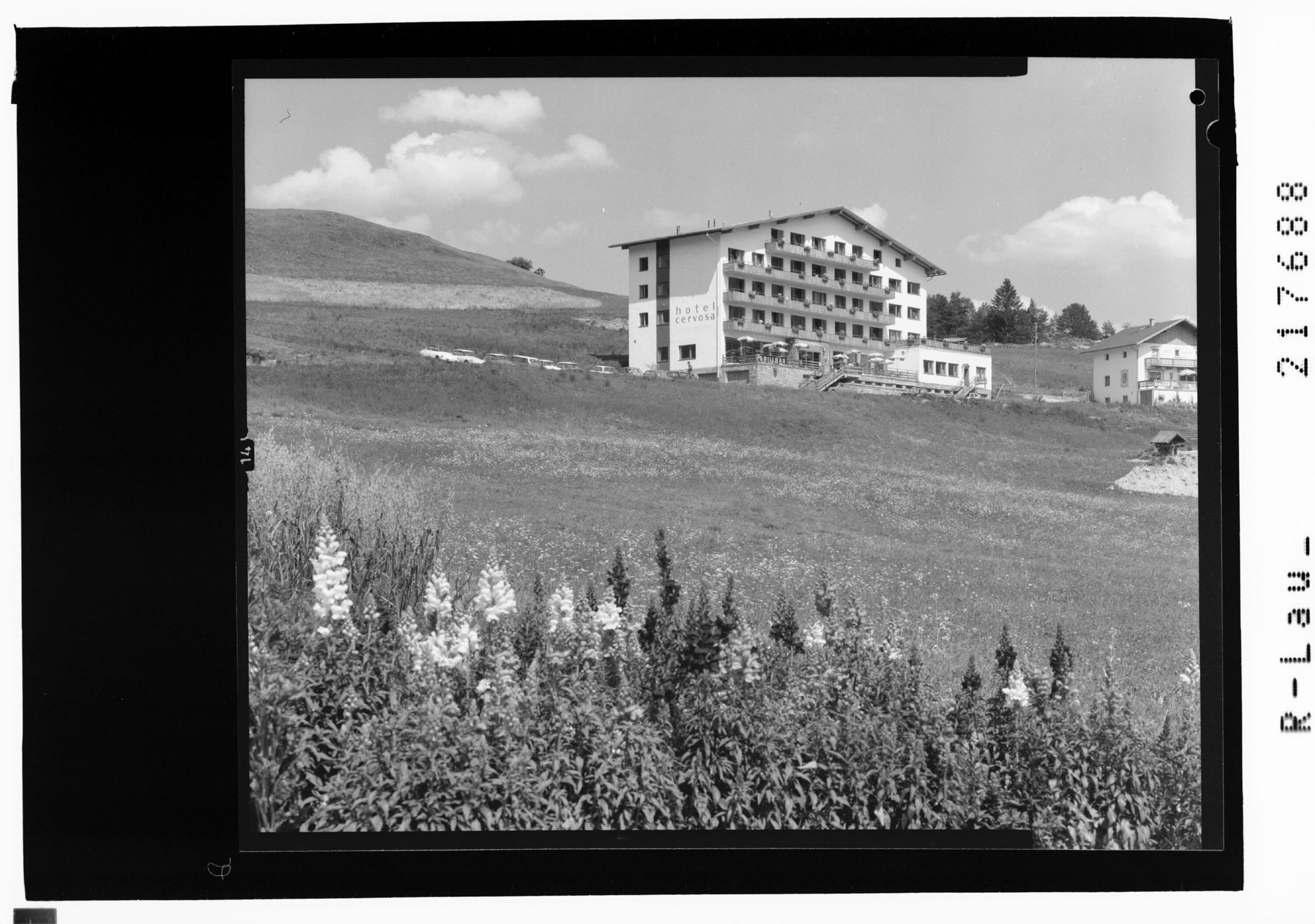 [Hotel Cervosa in Serfaus / Tirol]></div>


    <hr>
    <div class=