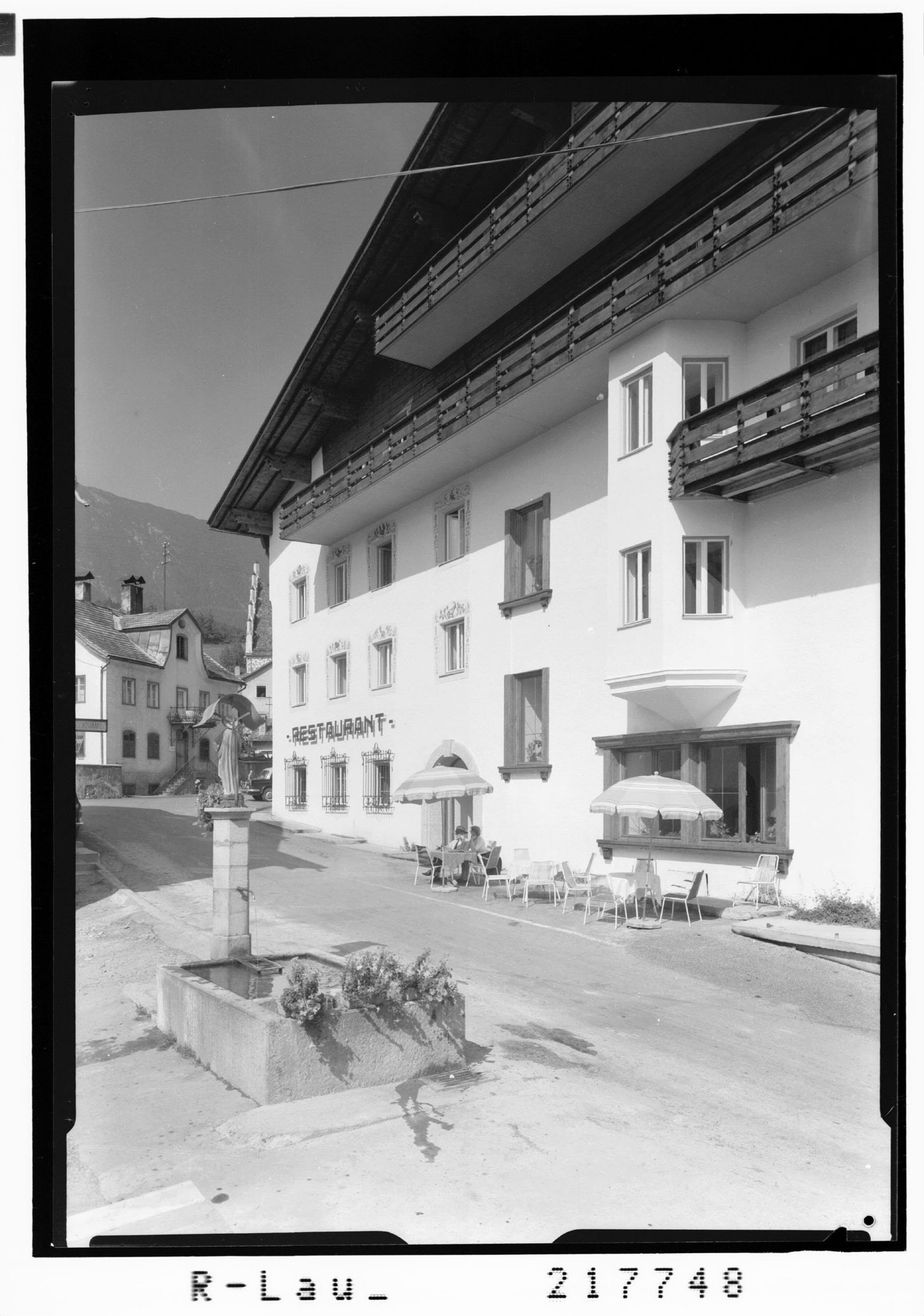 [Hotel Stern in Imst / Tirol]></div>


    <hr>
    <div class=