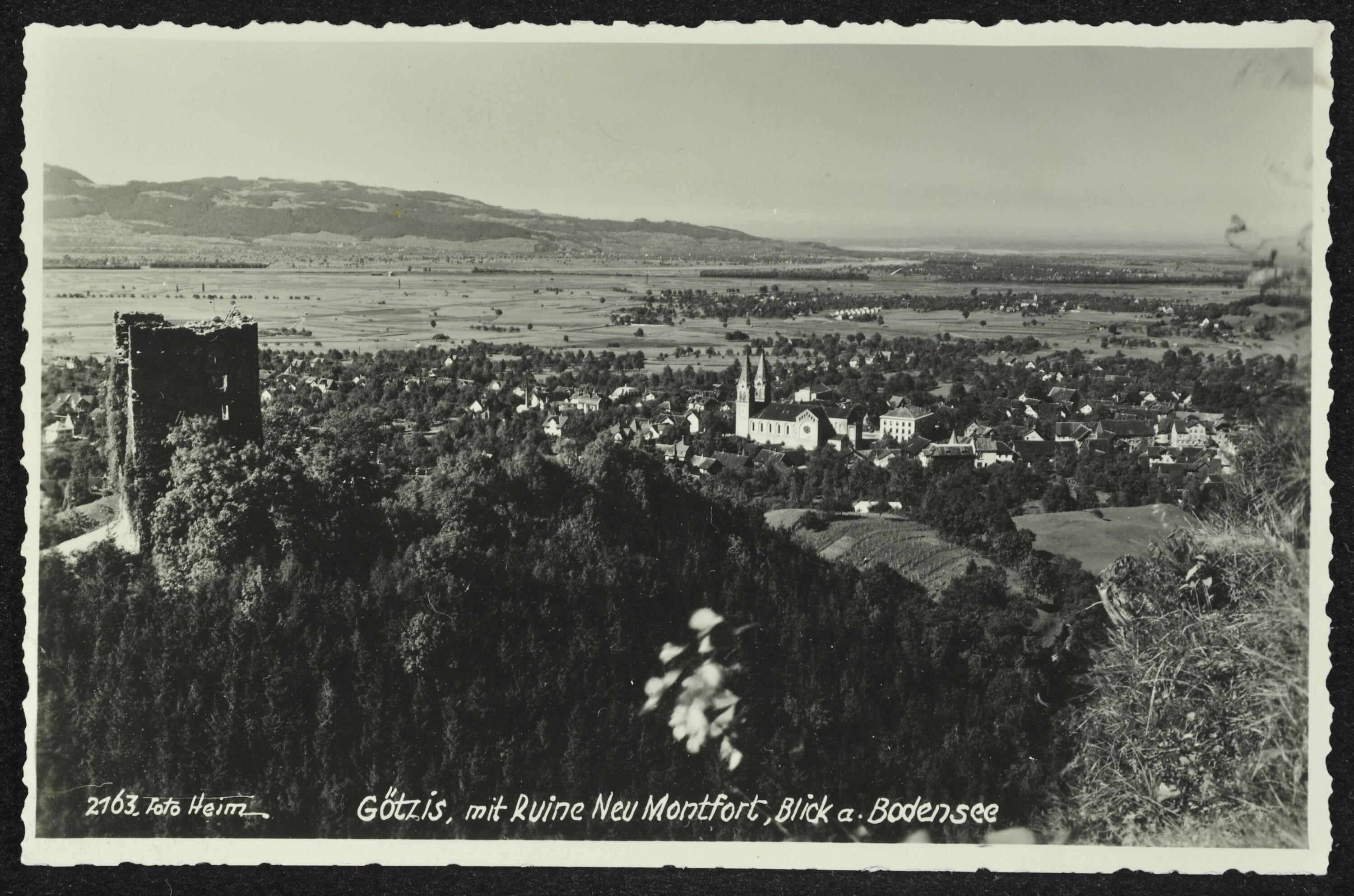 Götzis, mit Ruine Neu Montfort, Blick a. Bodensee></div>


    <hr>
    <div class=