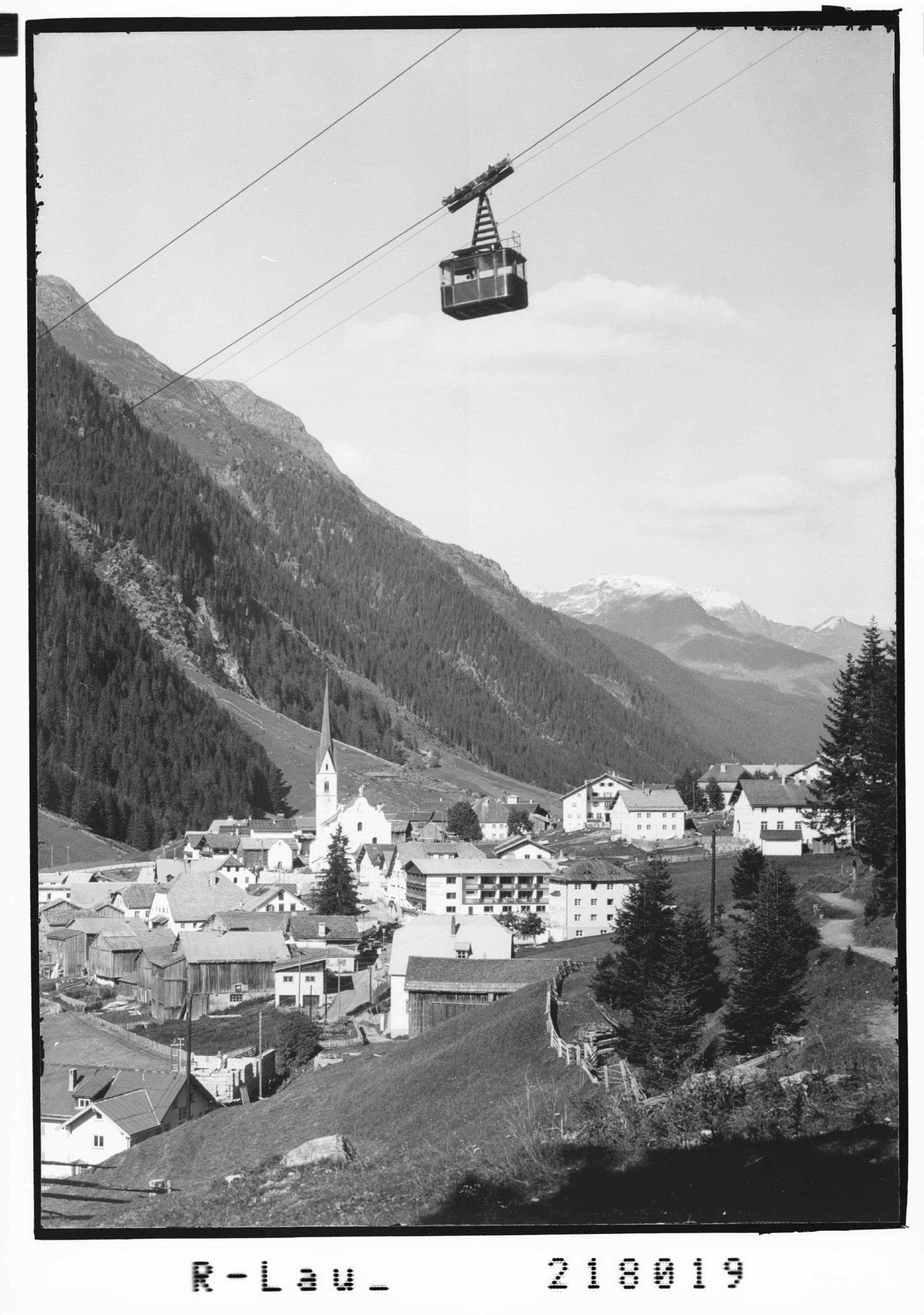 Ischgl Paznauntal Tirol mit Silvretta - Seilbahn></div>


    <hr>
    <div class=
