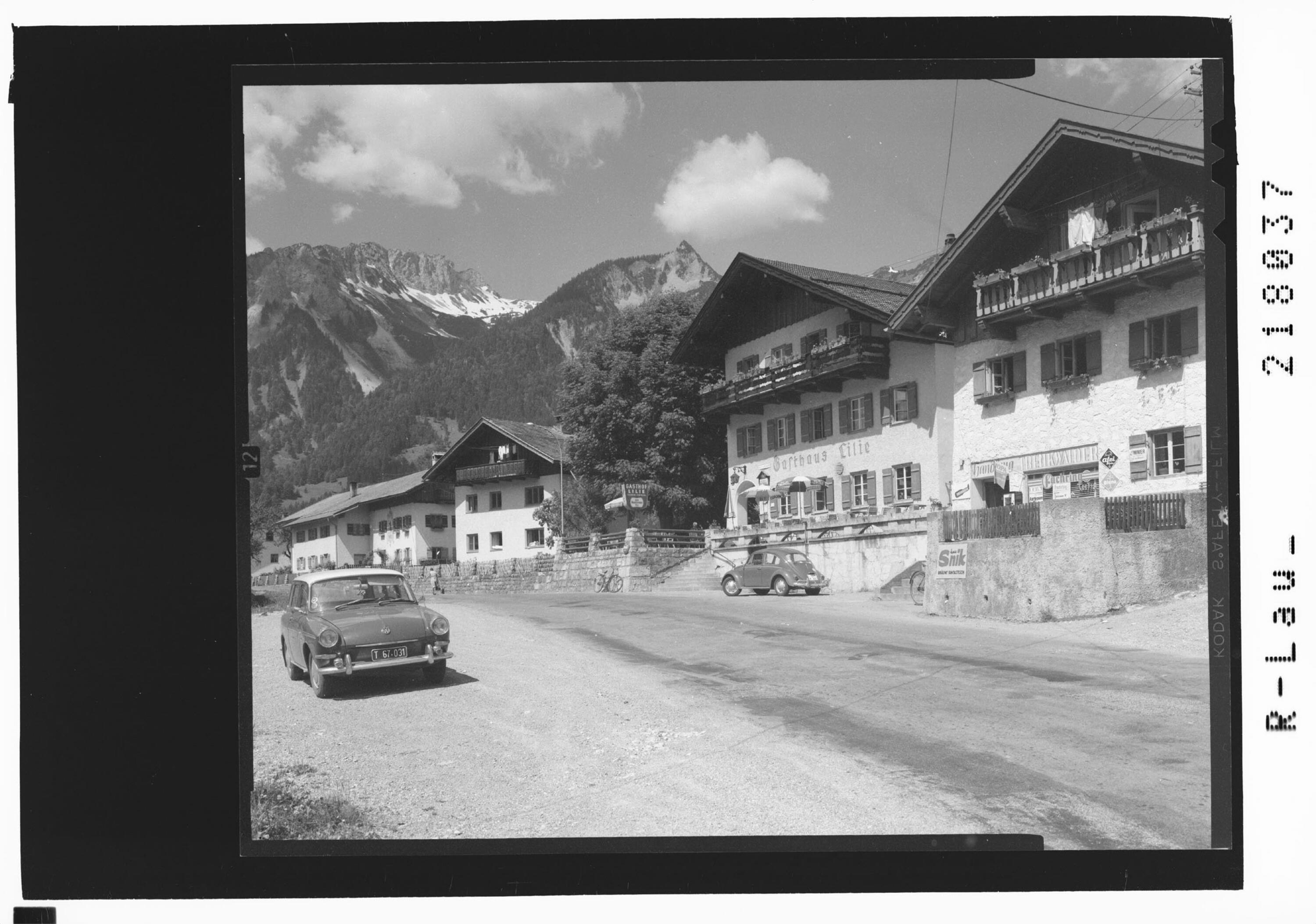 Höfen bei Reutte, Tirol Gasthaus Lilie></div>


    <hr>
    <div class=