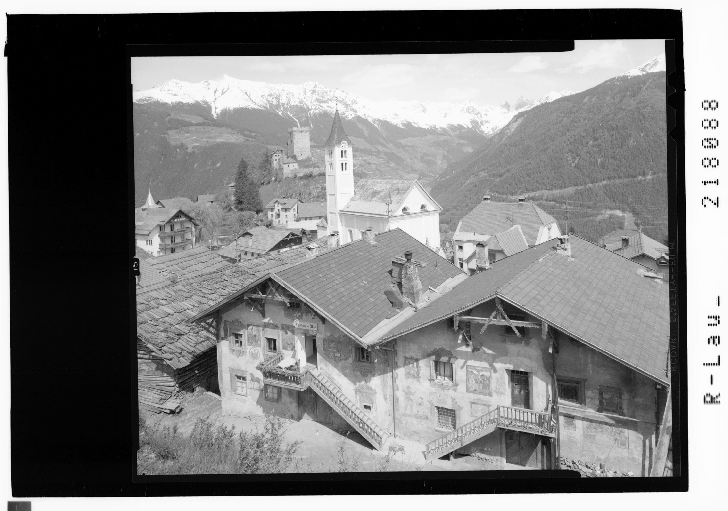 Ladis Oberinntal Tirol></div>


    <hr>
    <div class=
