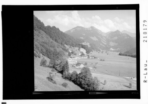 Hirschau bei Schnepfau im Bregenzerwald gegen Hirschberg und Diedamskopf von Risch-Lau