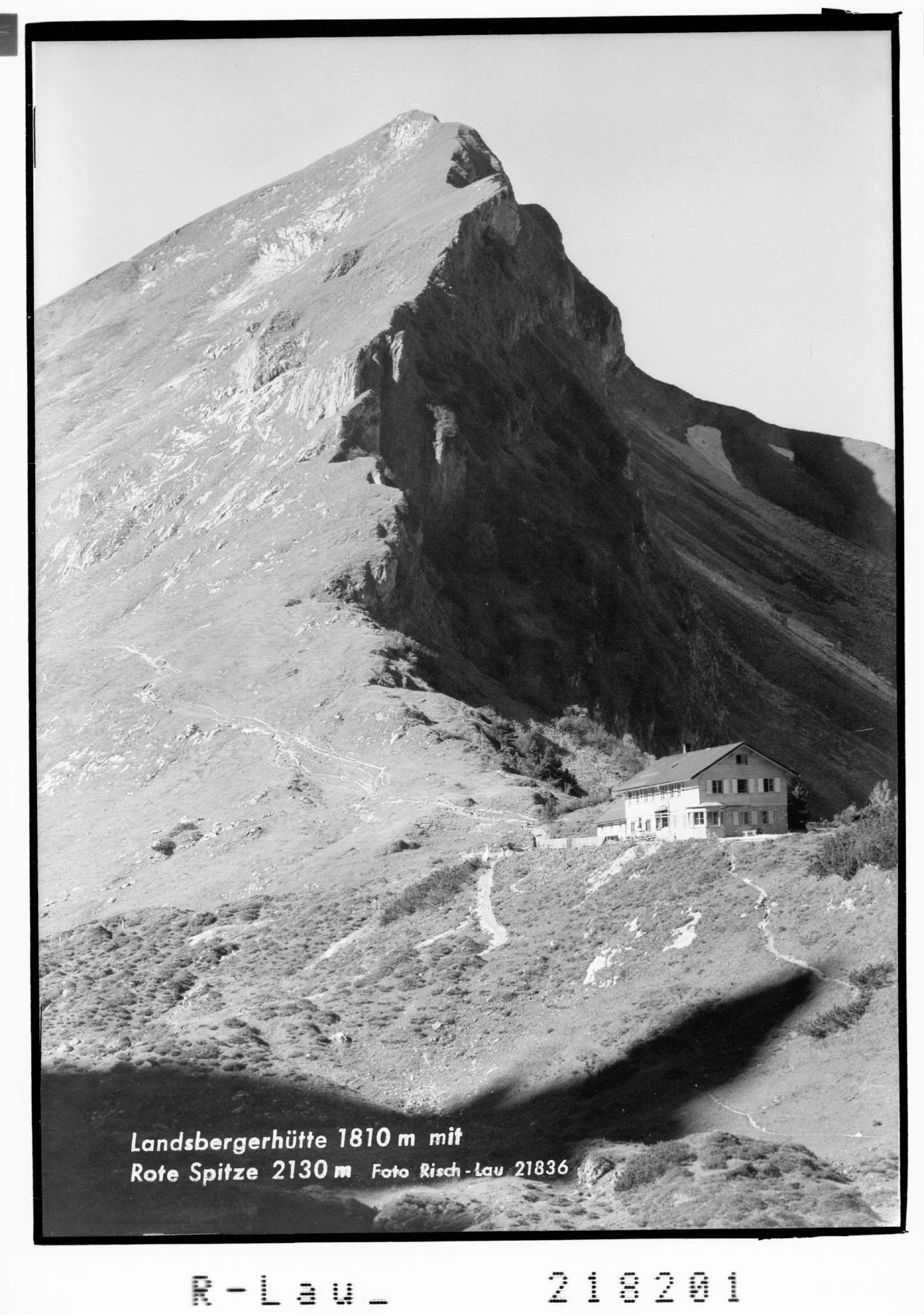 Landsbergerhütte 1810 m mit Rote Spitze 2130 m></div>


    <hr>
    <div class=