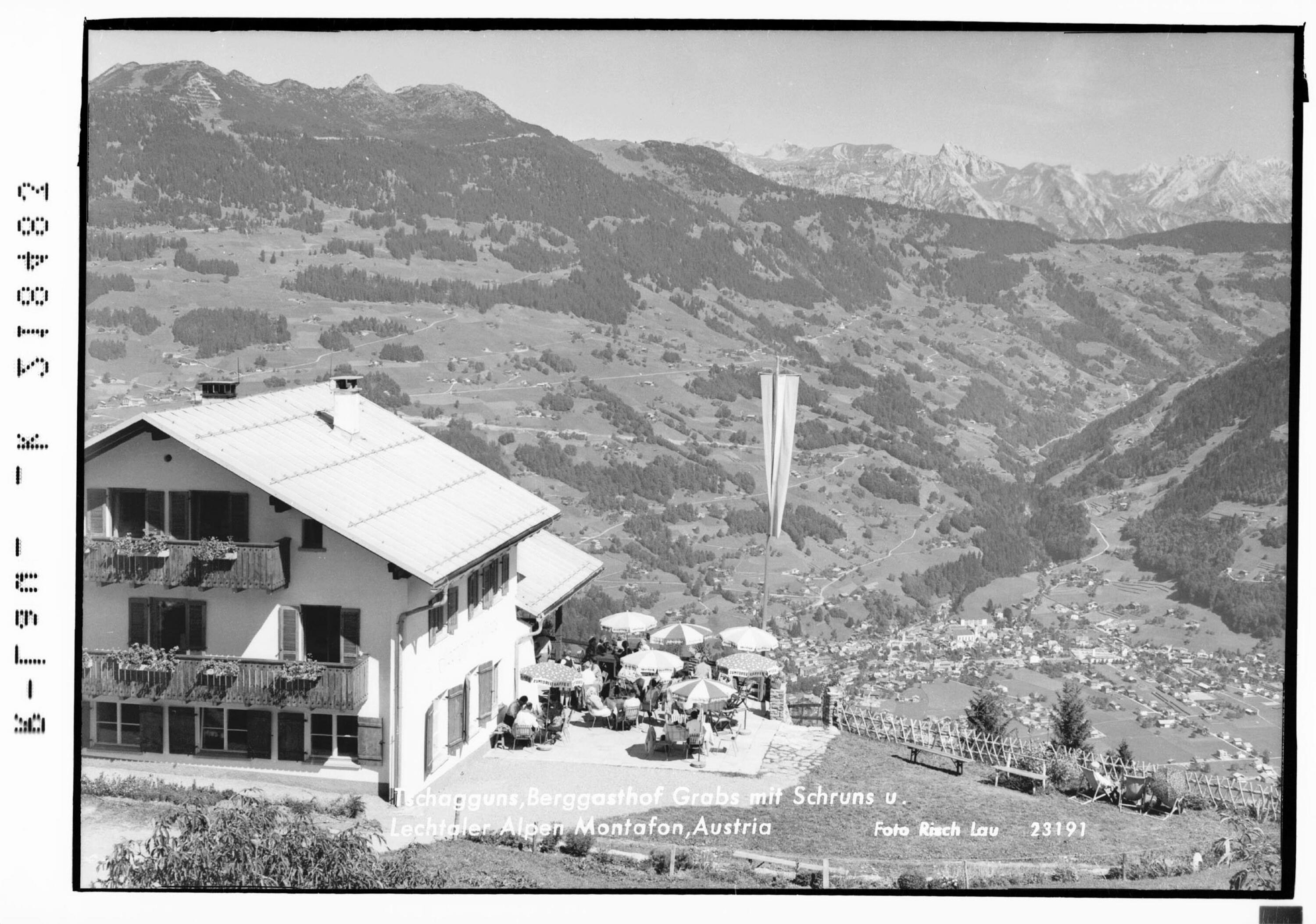 Tschagguns, Berggasthof Grabs mit Schruns und Lechtaler Alpen Montafon Austria></div>


    <hr>
    <div class=