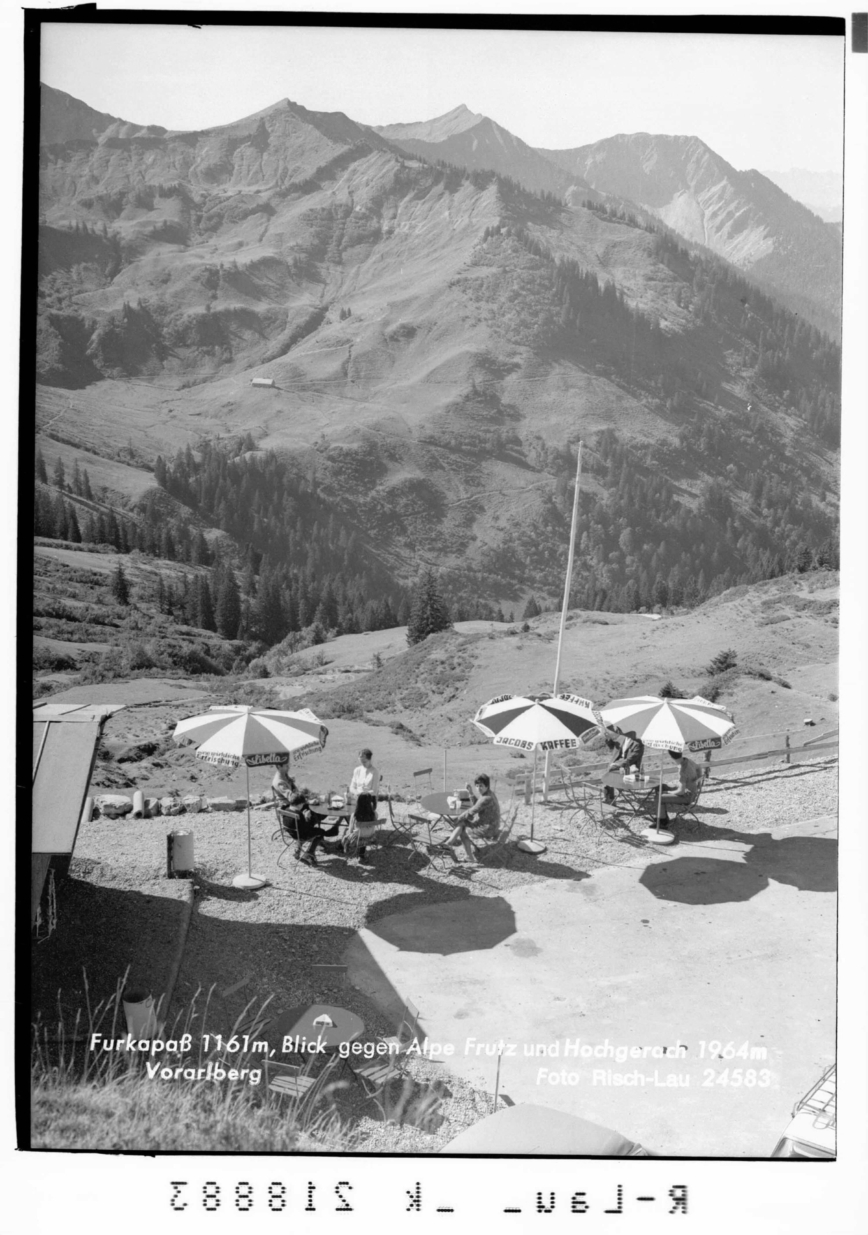 Furkapass 1161 m Blick gegen Alpe Frutz und Hoch Gerach 1964 m Vorarlberg></div>


    <hr>
    <div class=