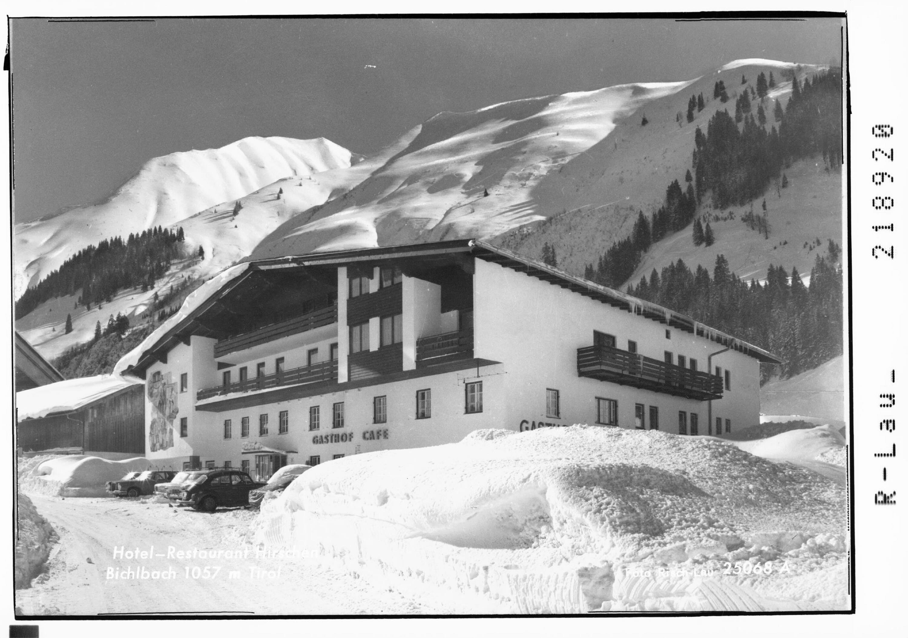 Hotel - Restaurant Hirschen Bichlbach 1057 m Tirol></div>


    <hr>
    <div class=