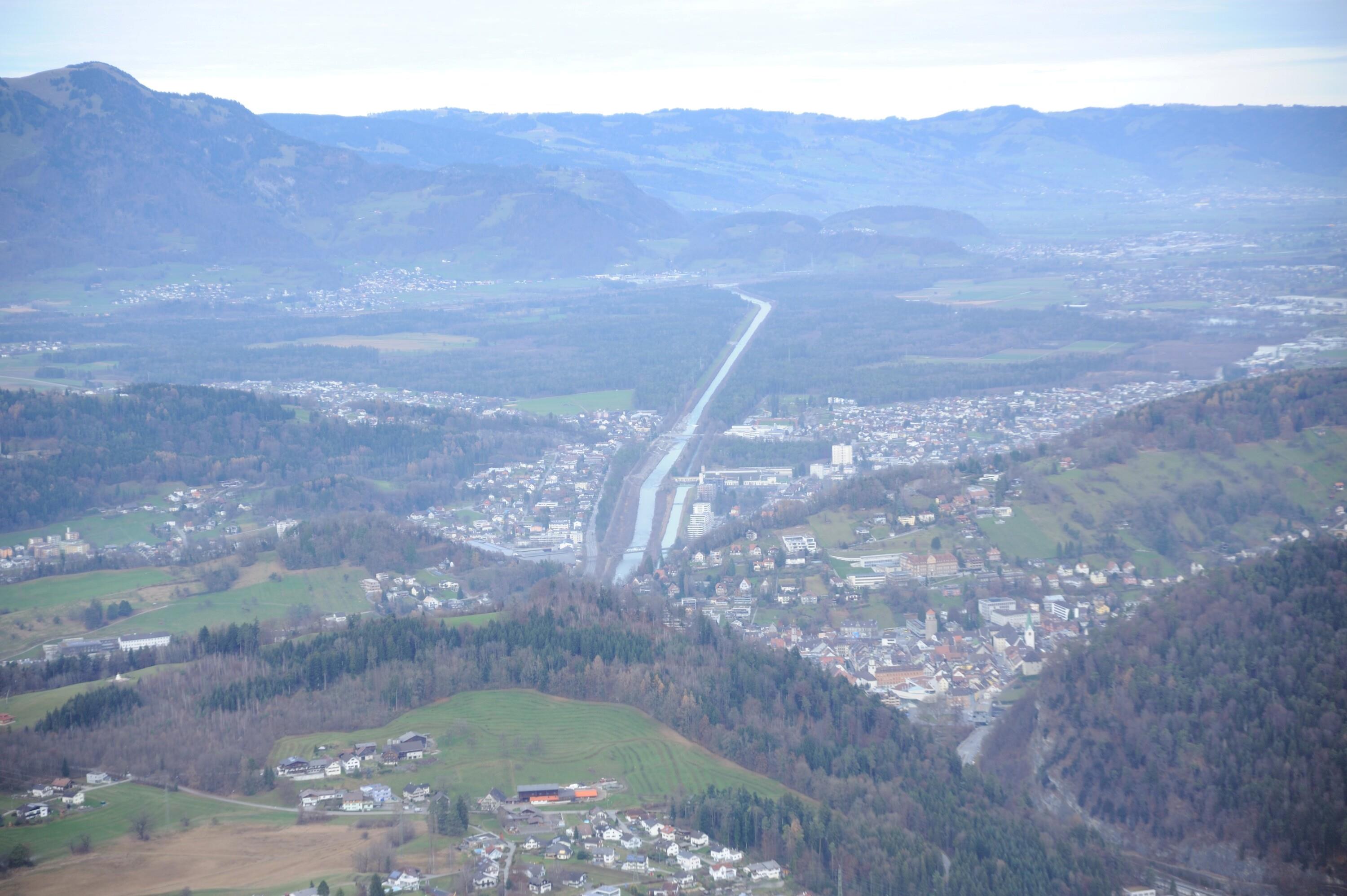 [Feldkirch, Ill]></div>


    <hr>
    <div class=