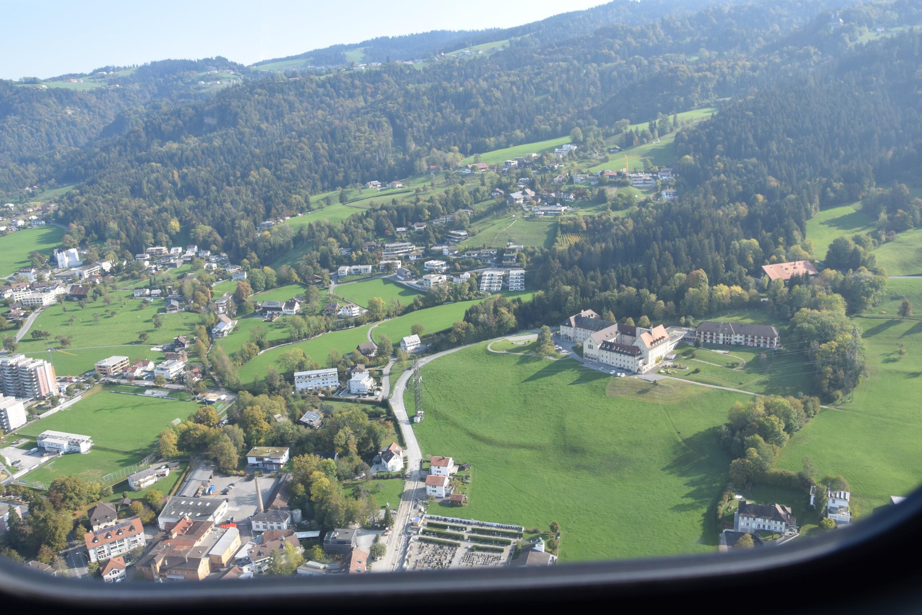 [Lochau - Oberlochau - Jesuheim]></div>


    <hr>
    <div class=