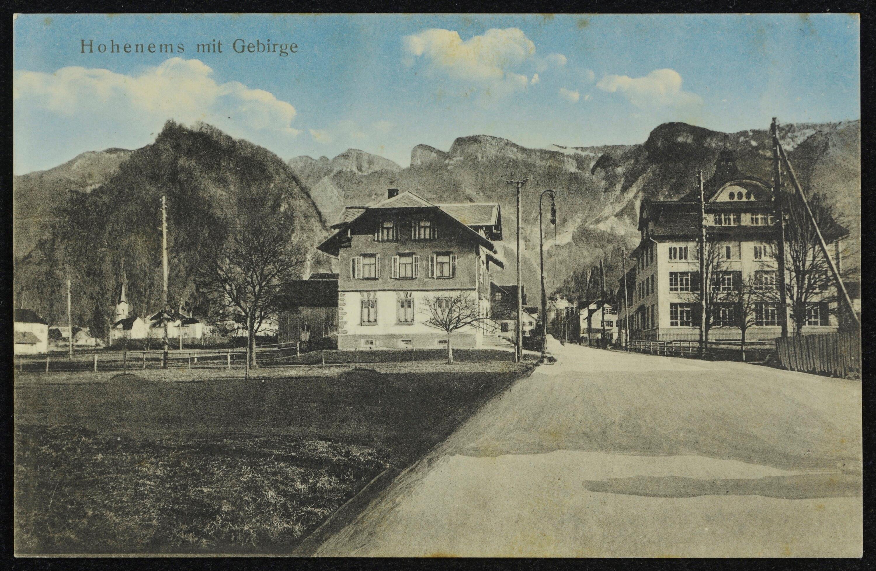 Hohenems mit Gebirge></div>


    <hr>
    <div class=