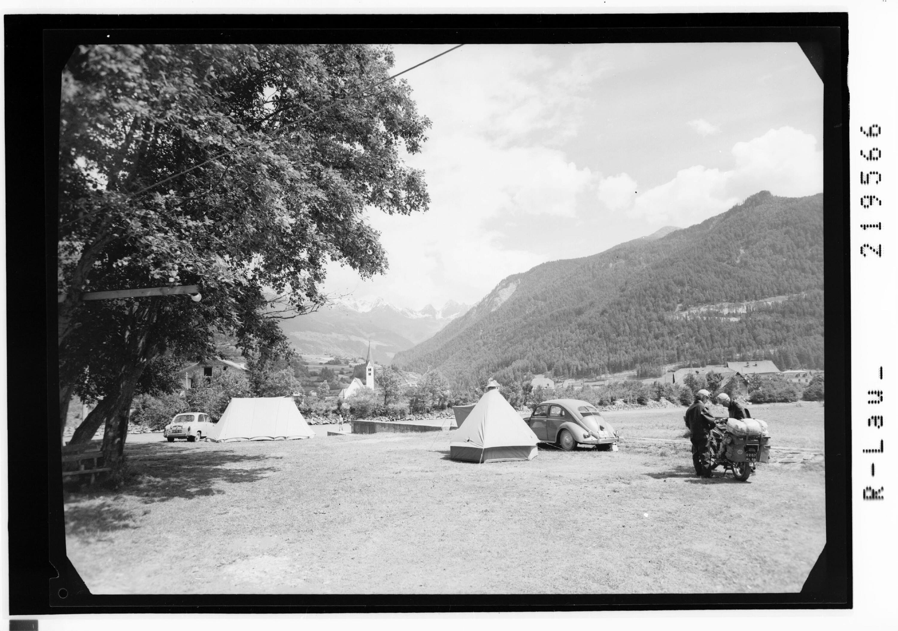 [Campingplatz bei Prutz im Oberinntal gegen Kaunergrat]></div>


    <hr>
    <div class=