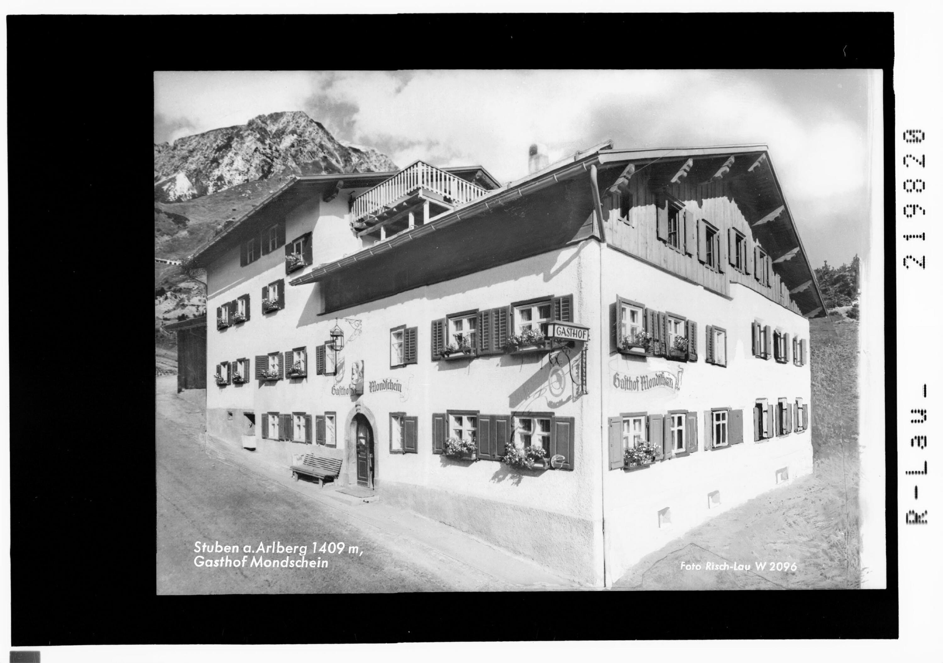 Stuben am Arlberg 1409 m Gasthof Mondschein></div>


    <hr>
    <div class=