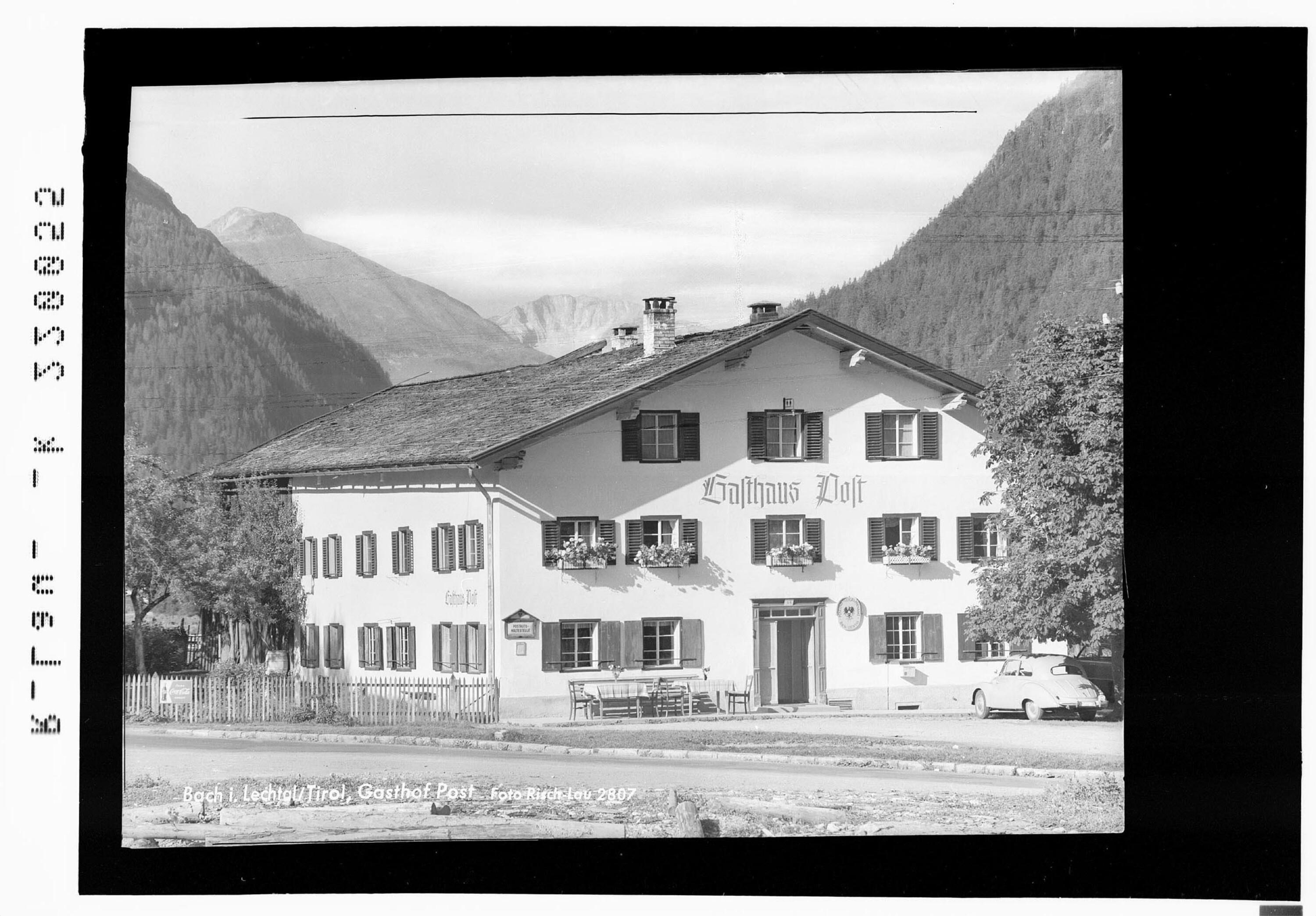 Bach im Lechtal, Tirol, Gasthof Post></div>


    <hr>
    <div class=