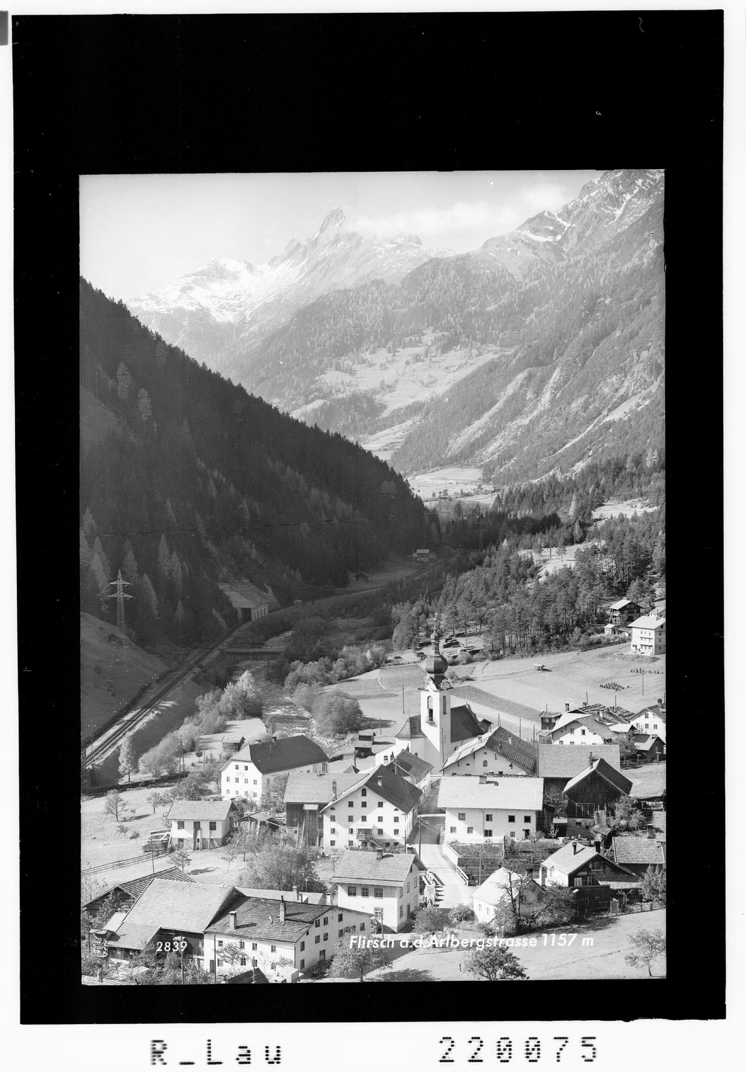 Flirsch an der Arlbergstrasse 1157 m></div>


    <hr>
    <div class=