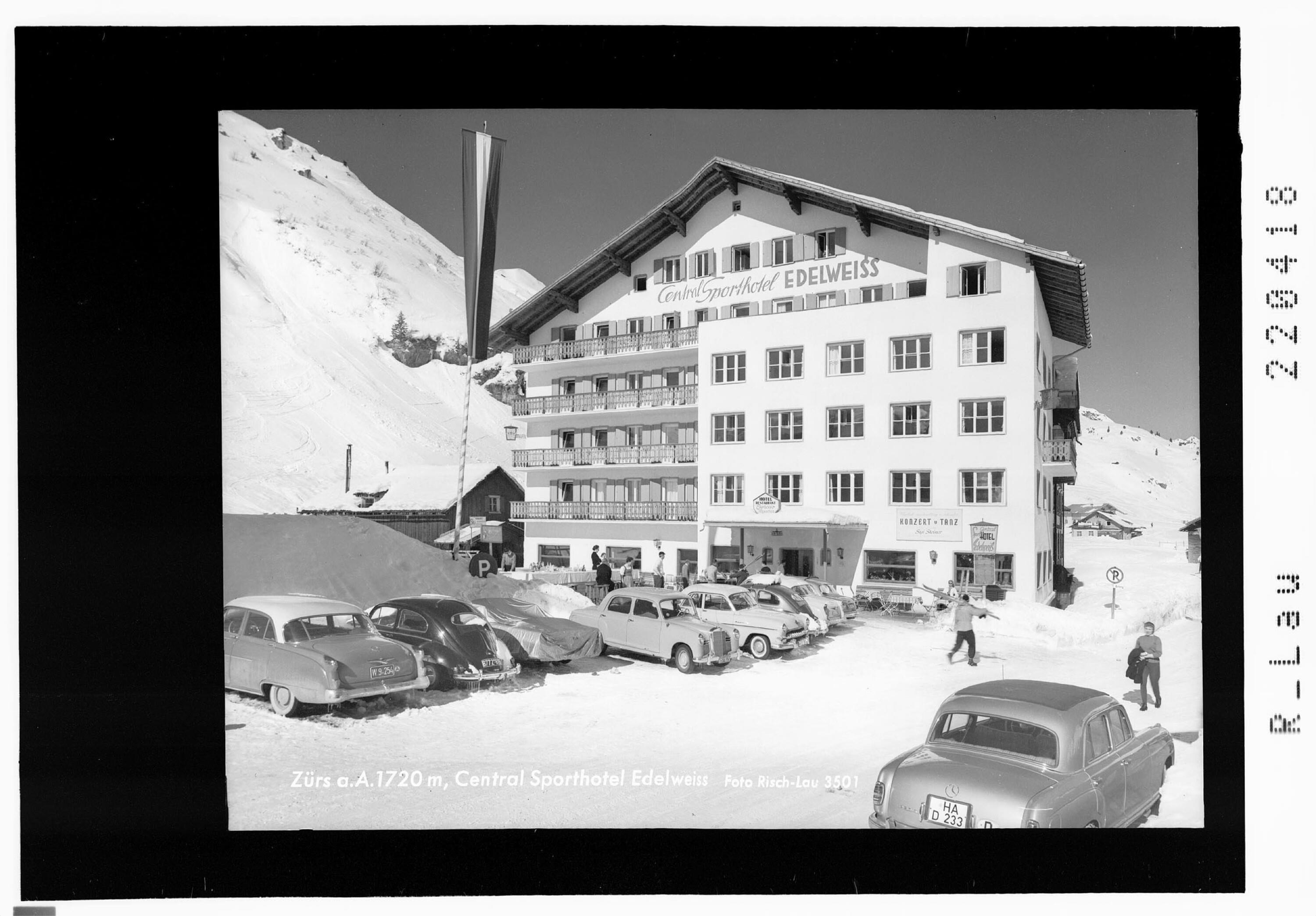 Zürs am Arlberg 1720 m, Central Sporthotel Edelweiss></div>


    <hr>
    <div class=