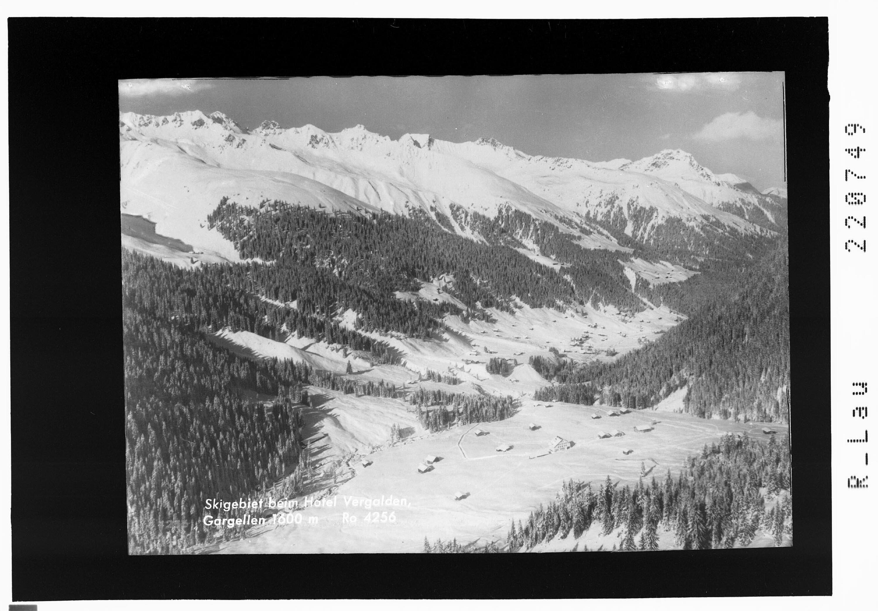 Skigebiet beim Hotel Vergalden 1600 m / Gargellen></div>


    <hr>
    <div class=