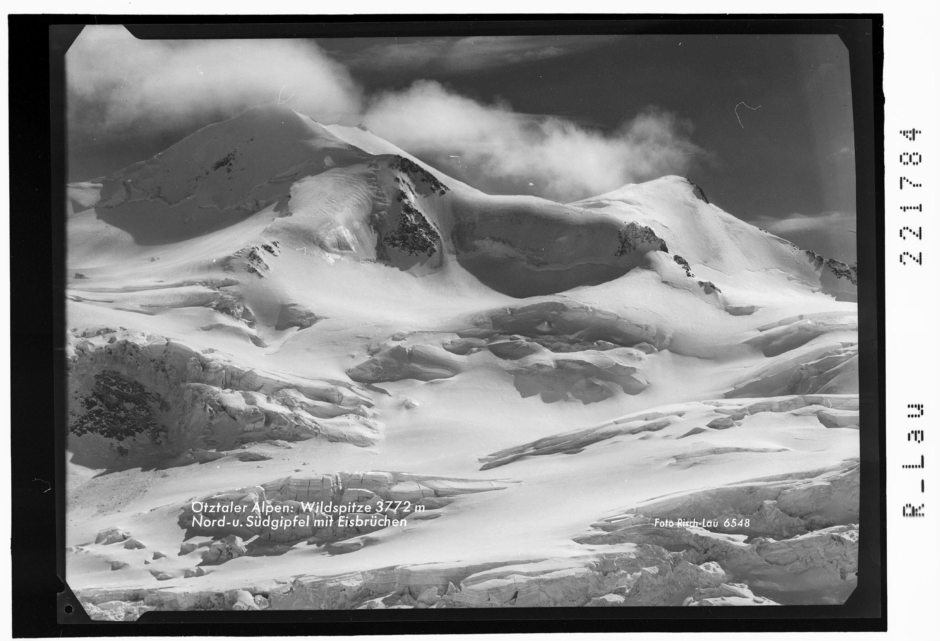 Ötztaler Alpen / Wildspitze 3772 m - Nord und Südgipfel mit Eisbrüchen></div>


    <hr>
    <div class=