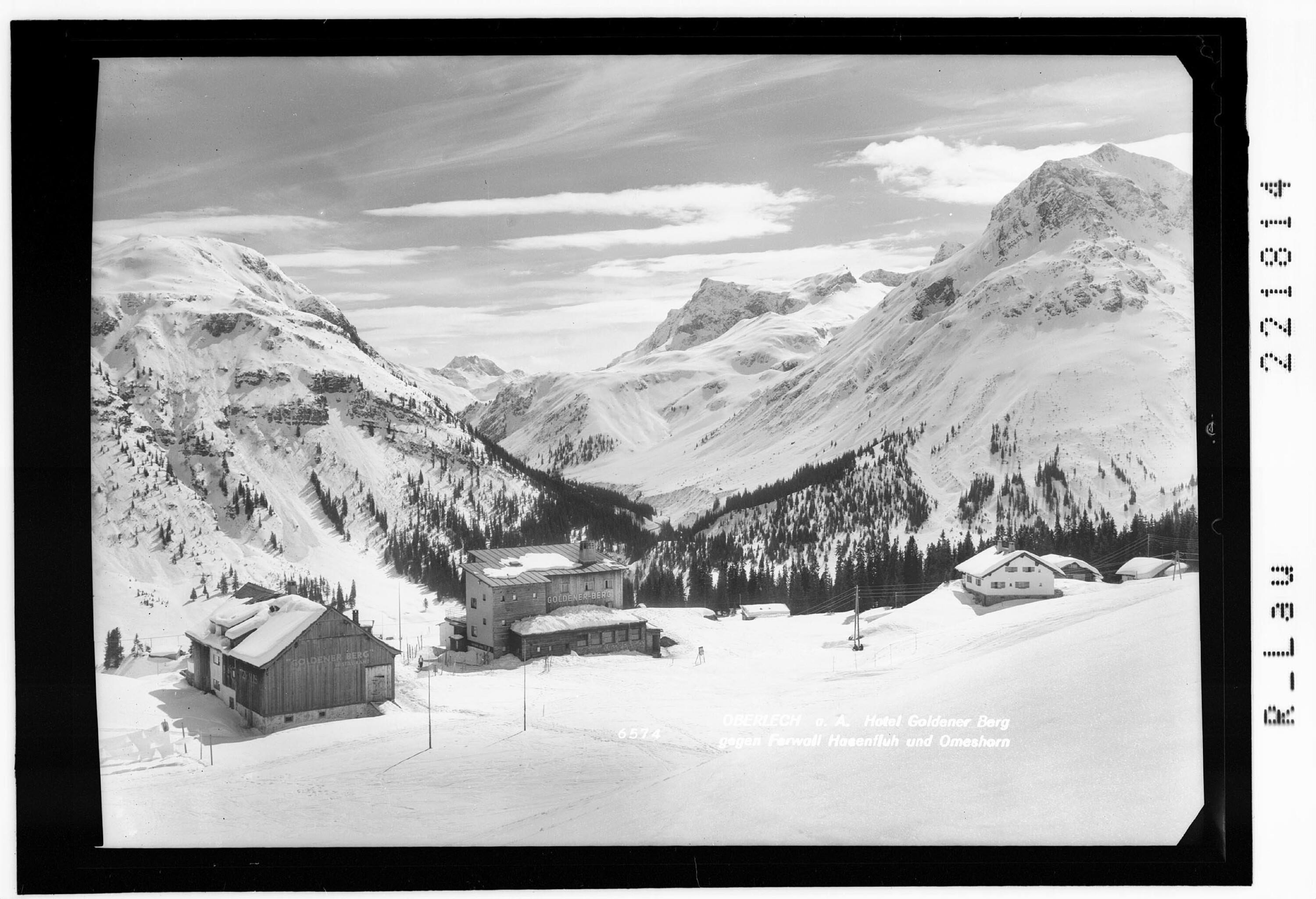 Oberlech am Arlberg / Hotel Goldener Berg gegen Ferwall Hasenfluh und Omeshorn></div>


    <hr>
    <div class=