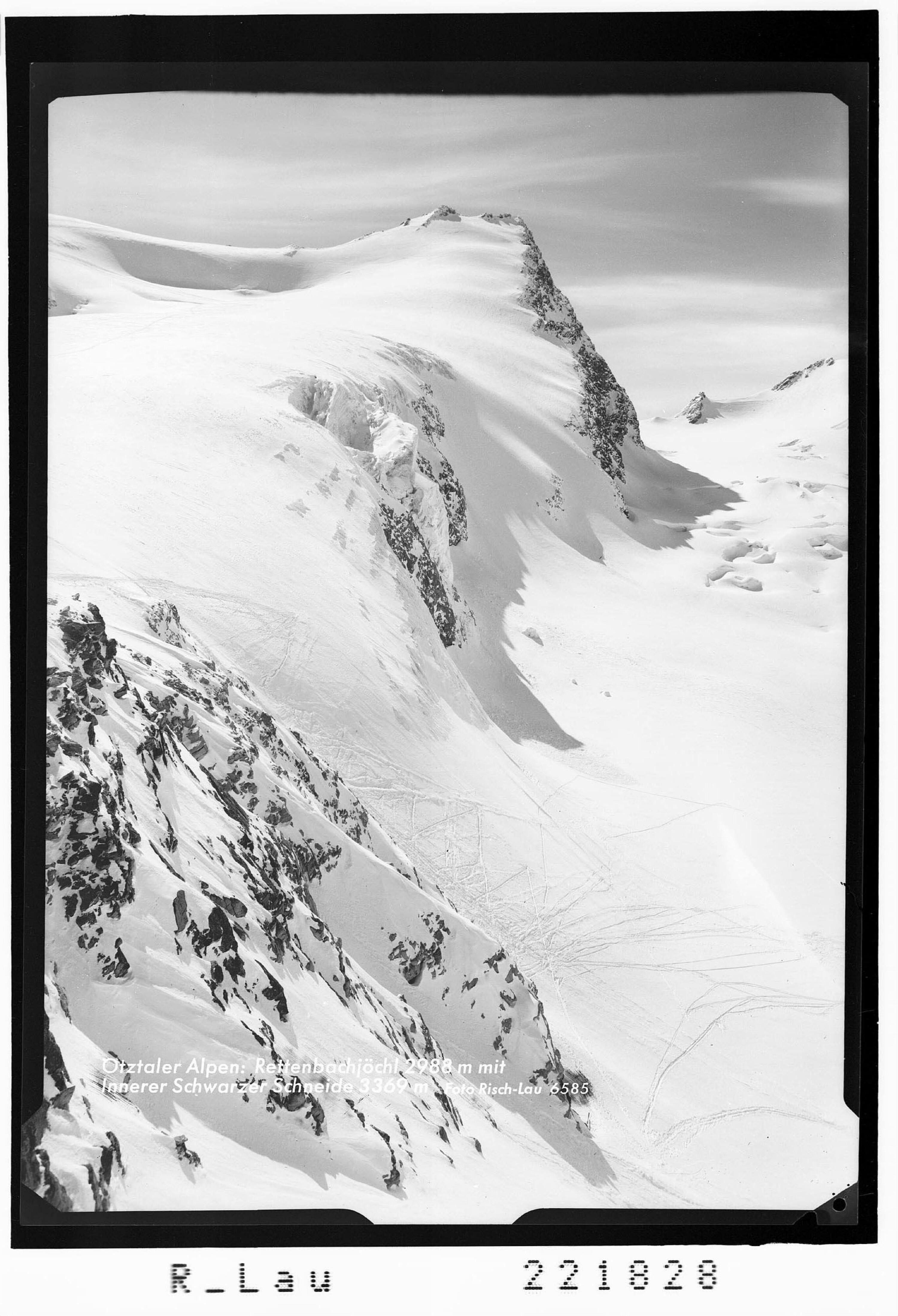 Ötztaler Alpen / Rettenbachjöchl 2988 m mit Innerer Schwarzer Schneid 3369 m></div>


    <hr>
    <div class=