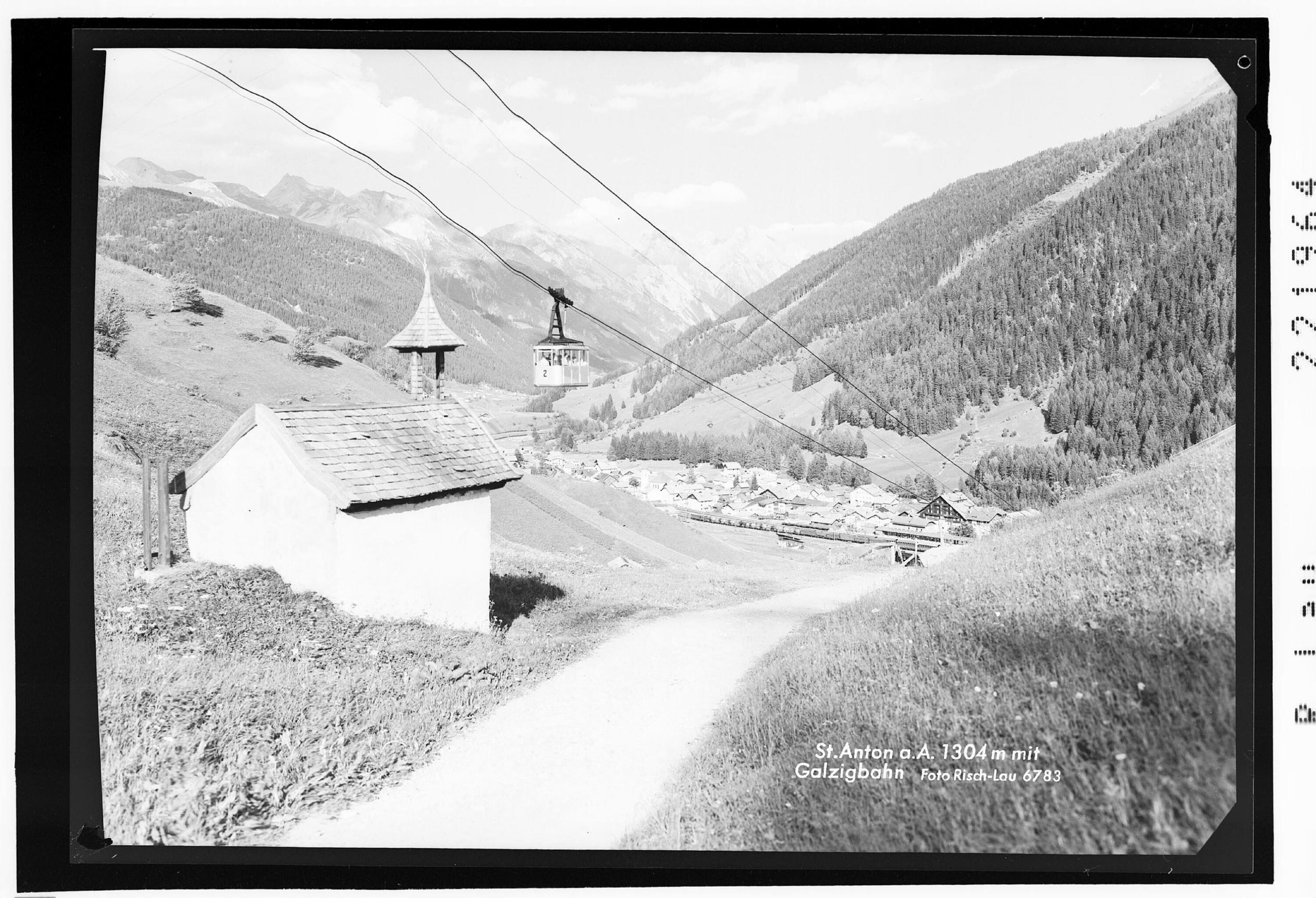 St.Anton am Arlberg 1304 m mit Galzigbahn></div>


    <hr>
    <div class=
