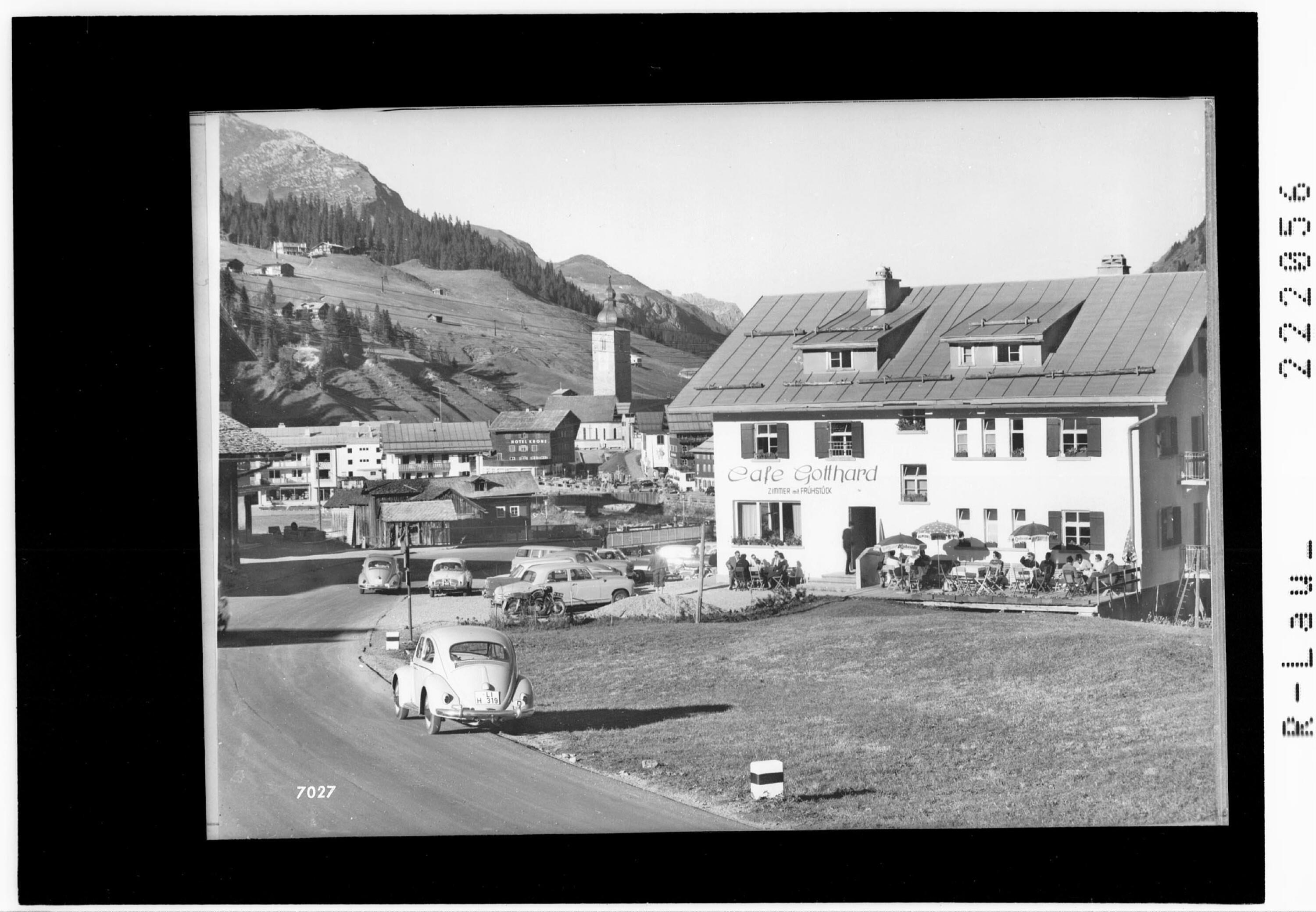 [Cafe Gotthard in Lech am Arlberg]></div>


    <hr>
    <div class=