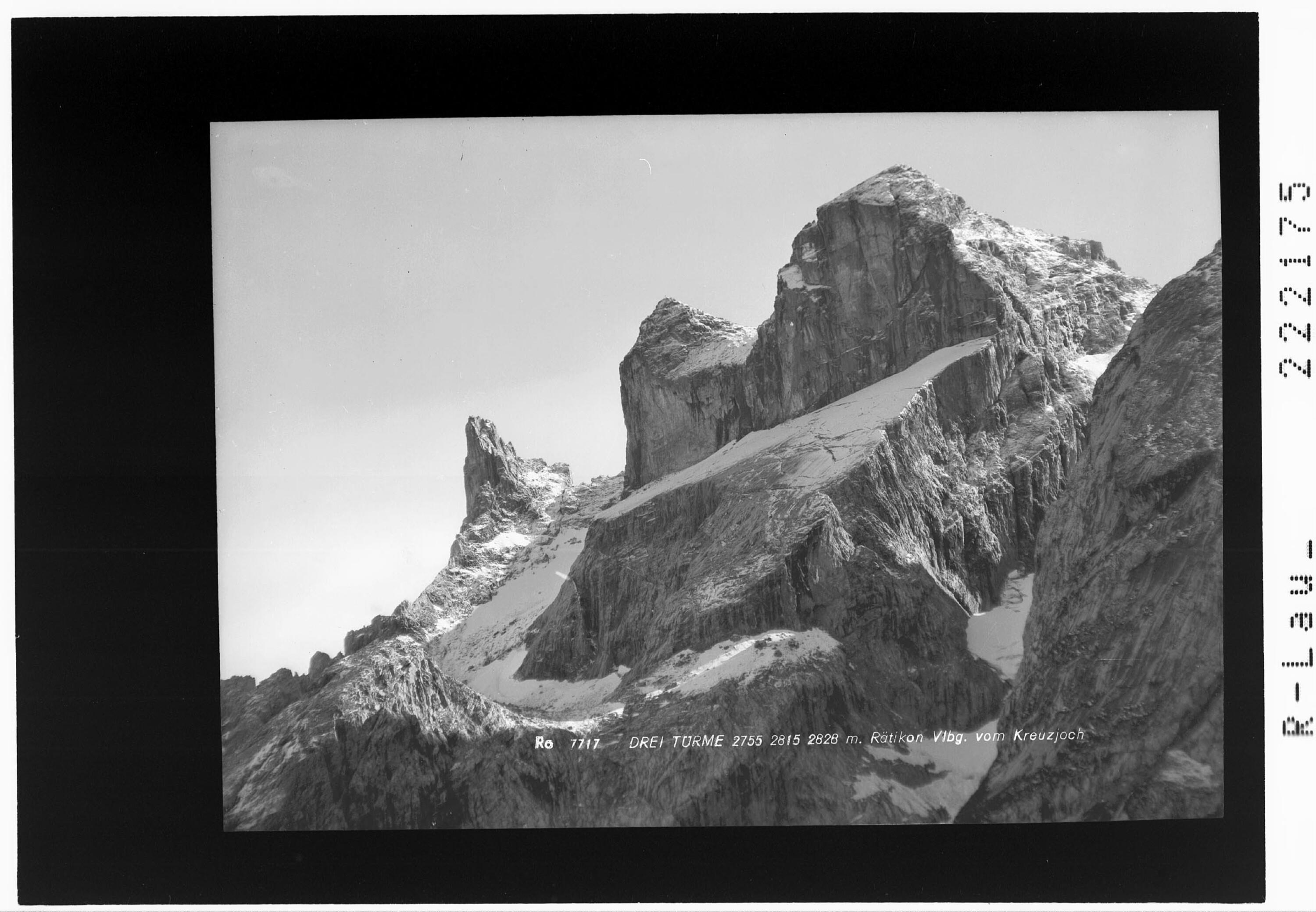 Drei Türme 2755 - 2815 - 2828 m / Rhätikon Vorarlberg / vom Kreuzjoch></div>


    <hr>
    <div class=