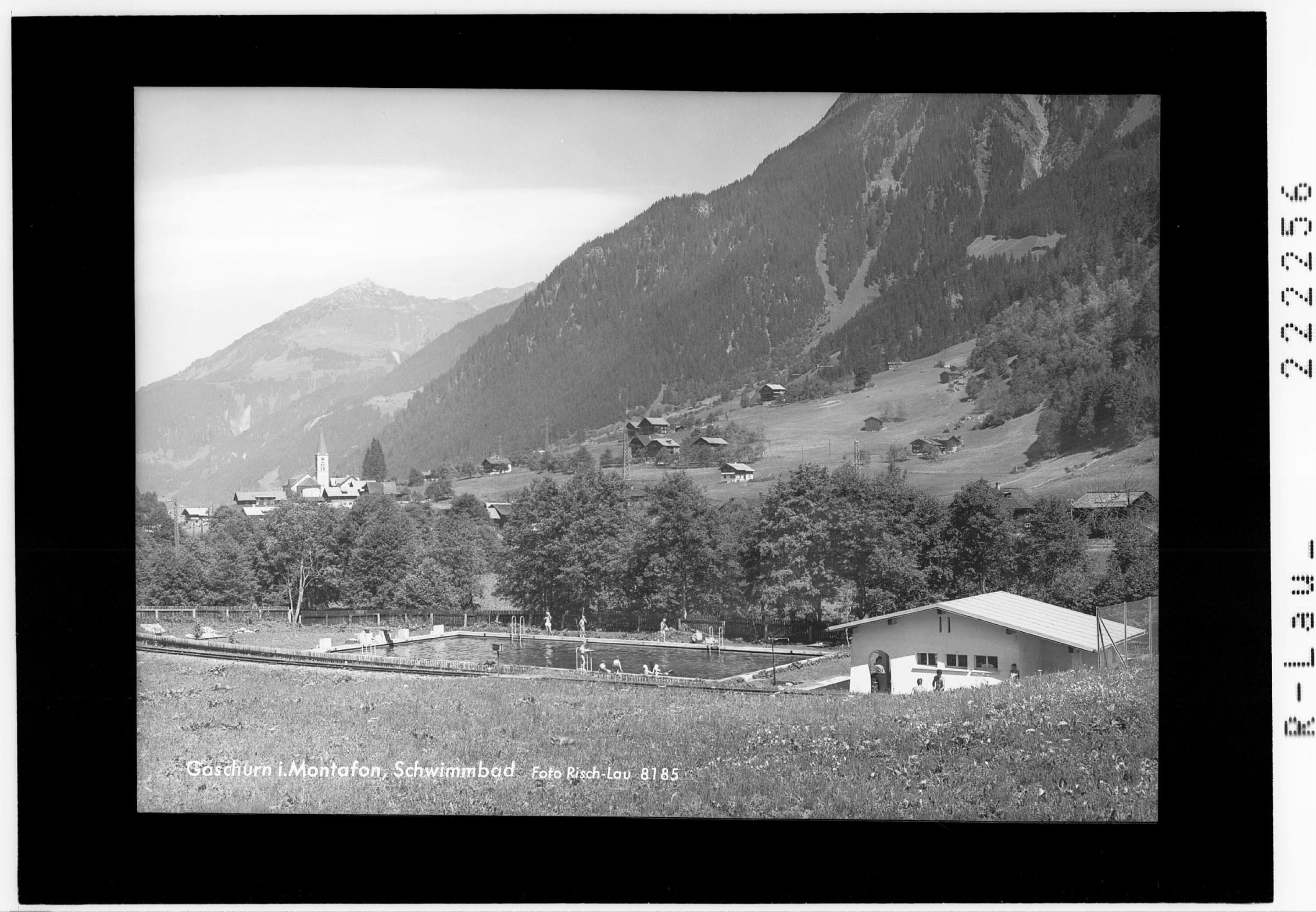 Gaschurn im Montafon / Schwimmbad></div>


    <hr>
    <div class=