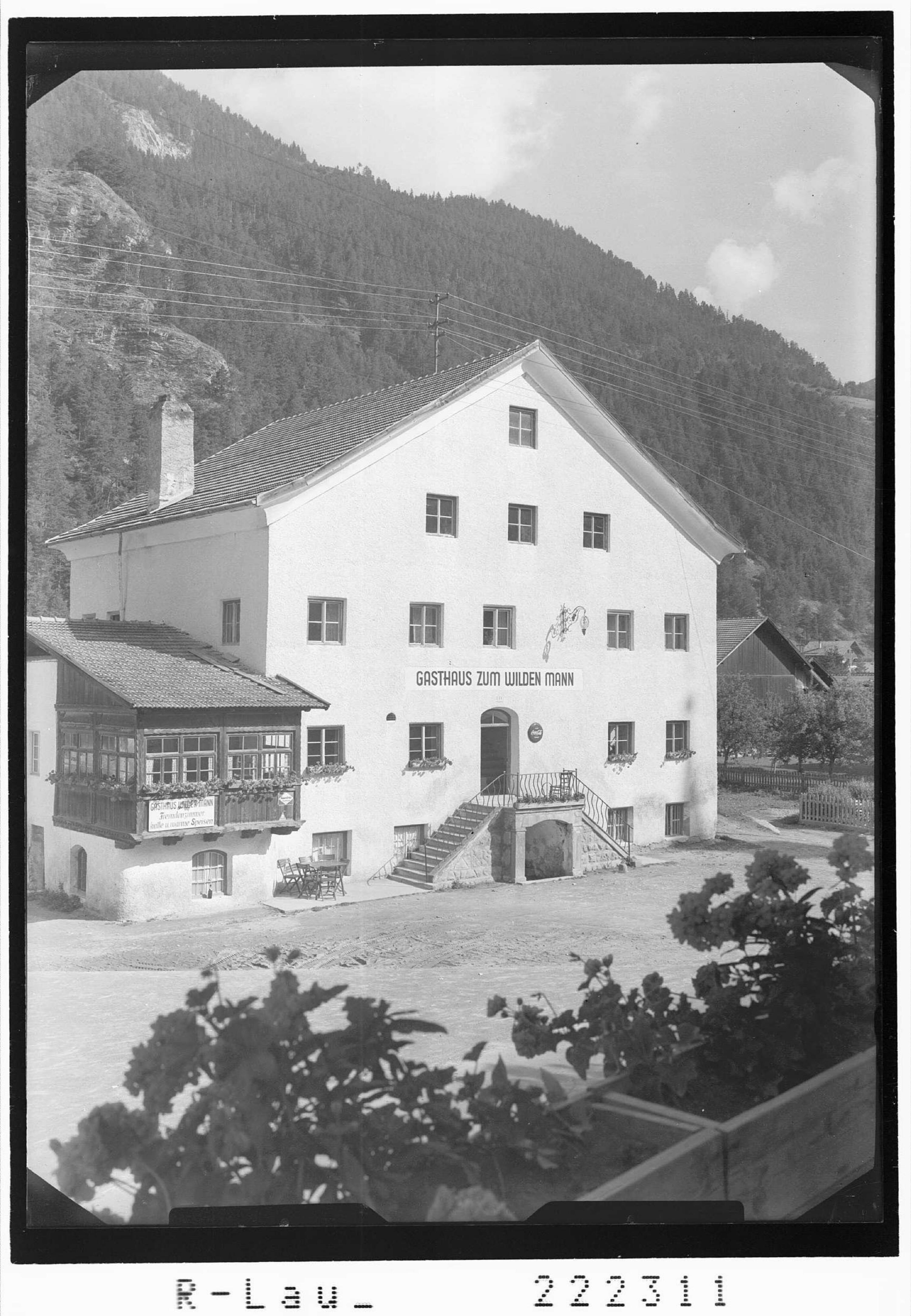 [Gasthaus zum Wilden Mann in Tösens im Oberinntal / Tirol]></div>


    <hr>
    <div class=