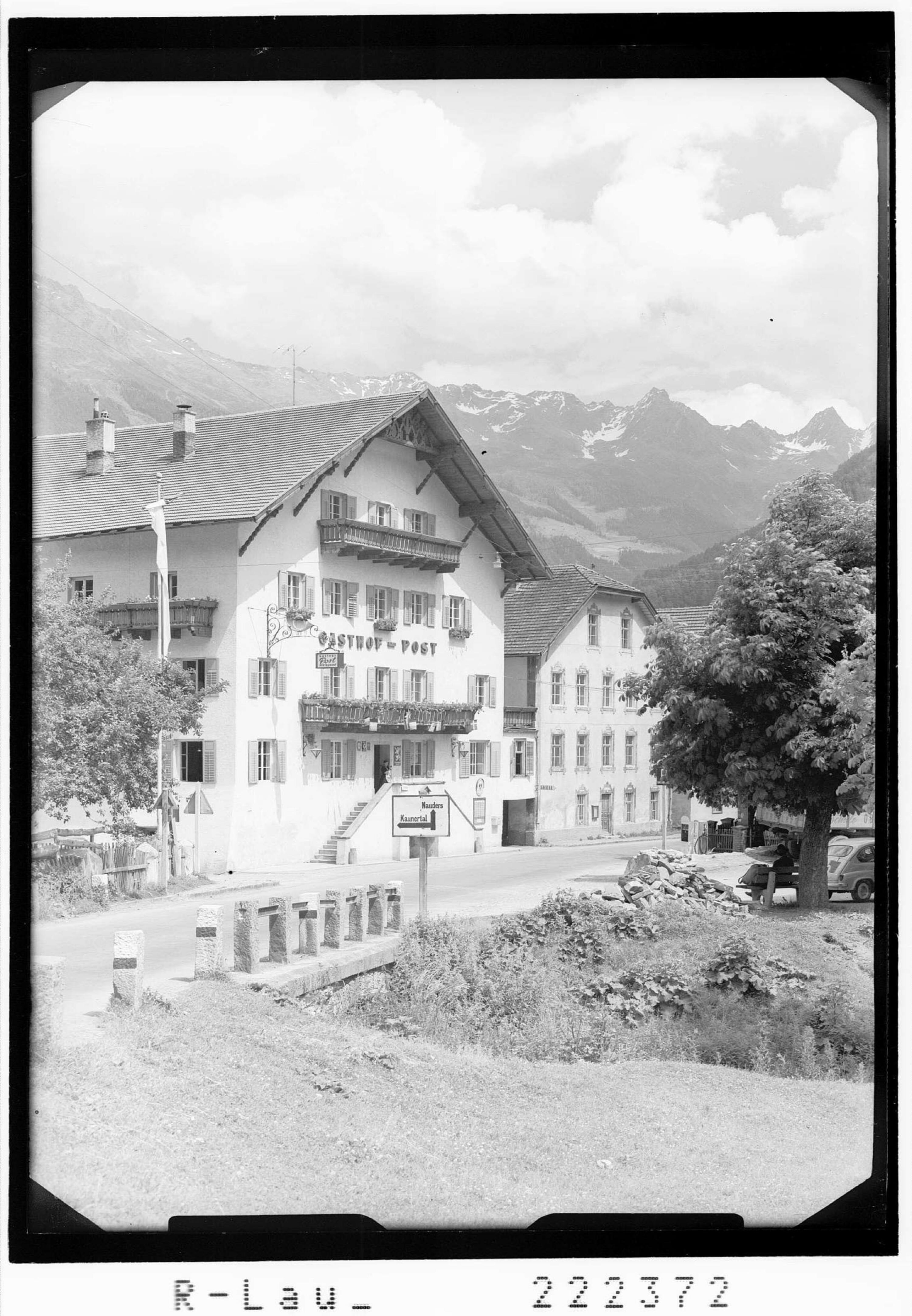Gasthof Post in Prutz im Oberinntal / Tirol></div>


    <hr>
    <div class=