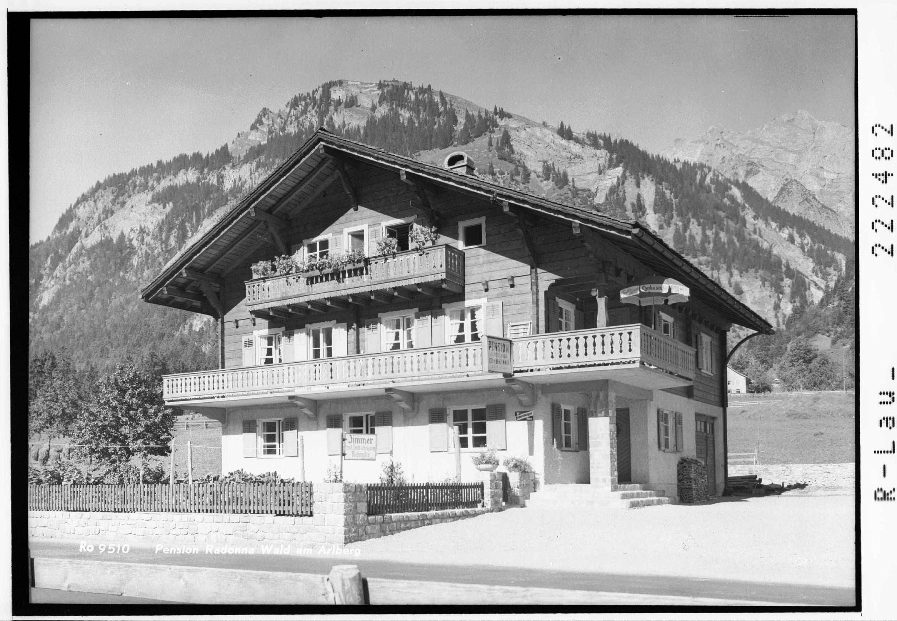 Pension Radonna / Wald am Arlberg></div>


    <hr>
    <div class=