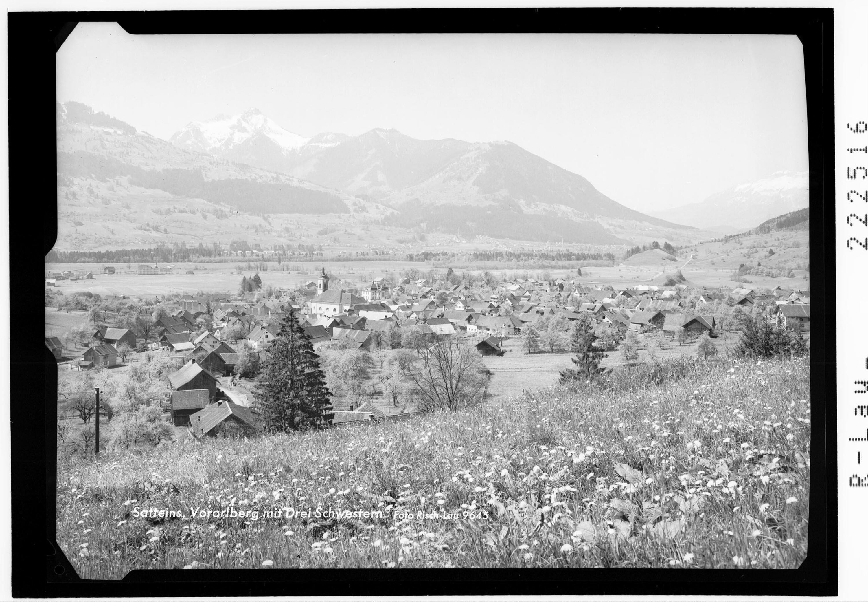 Satteins / Vorarlberg mit Drei Schwestern></div>


    <hr>
    <div class=