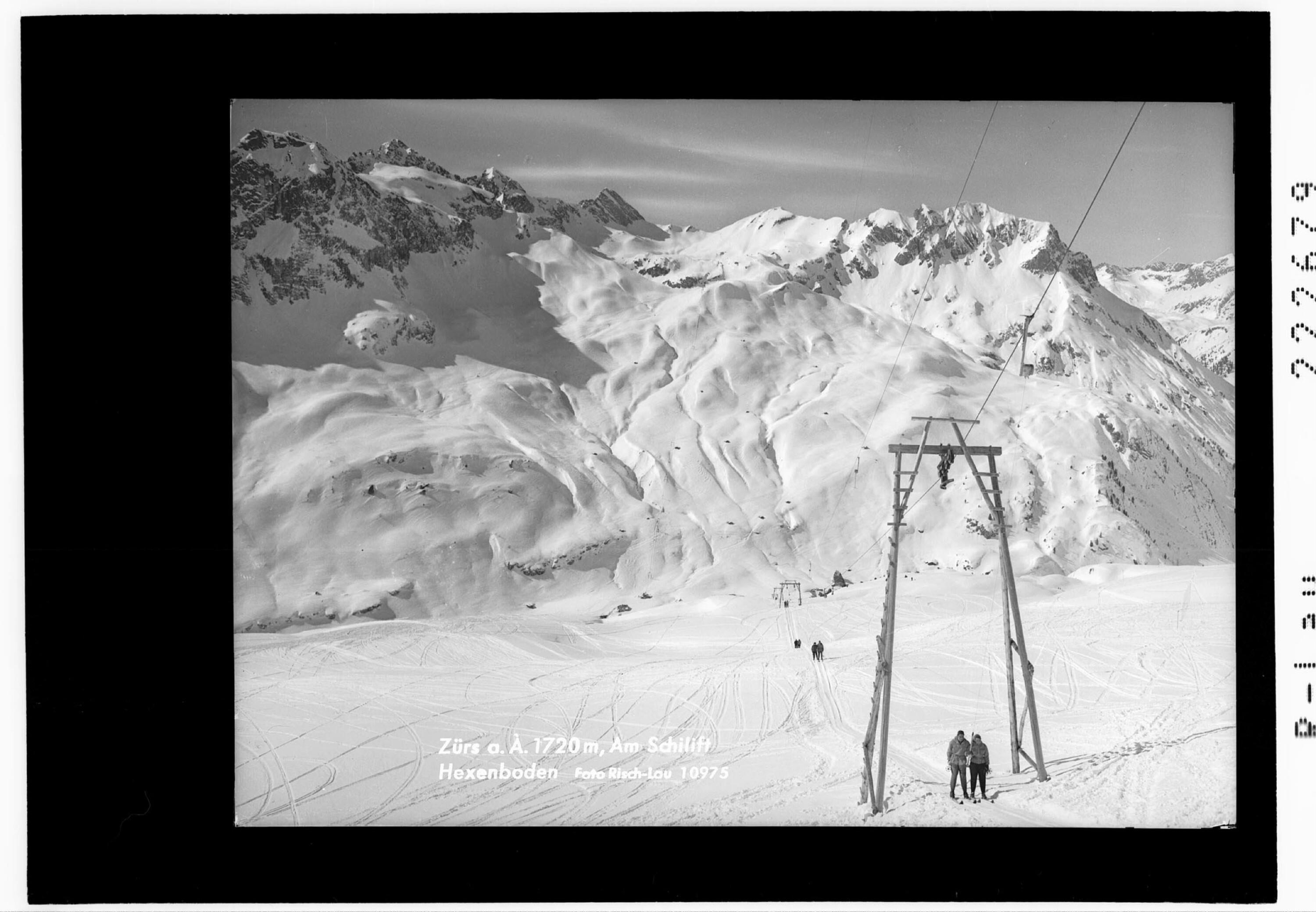Zürs am Arlberg 1720 m / am Skilift Hexenboden></div>


    <hr>
    <div class=
