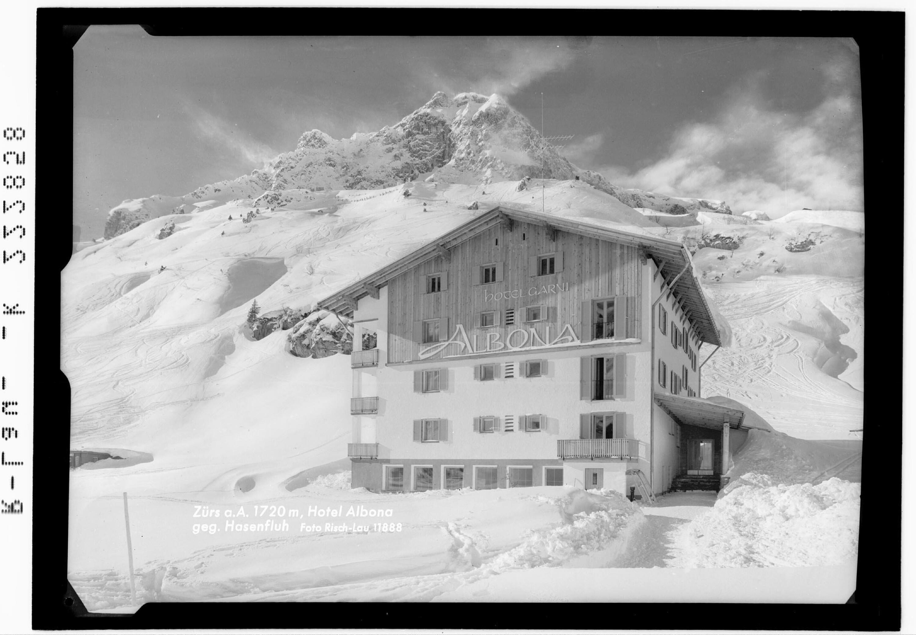 Zürs am Arlberg 1720 m / Hotel Albona gegen Hasenfluh></div>


    <hr>
    <div class=