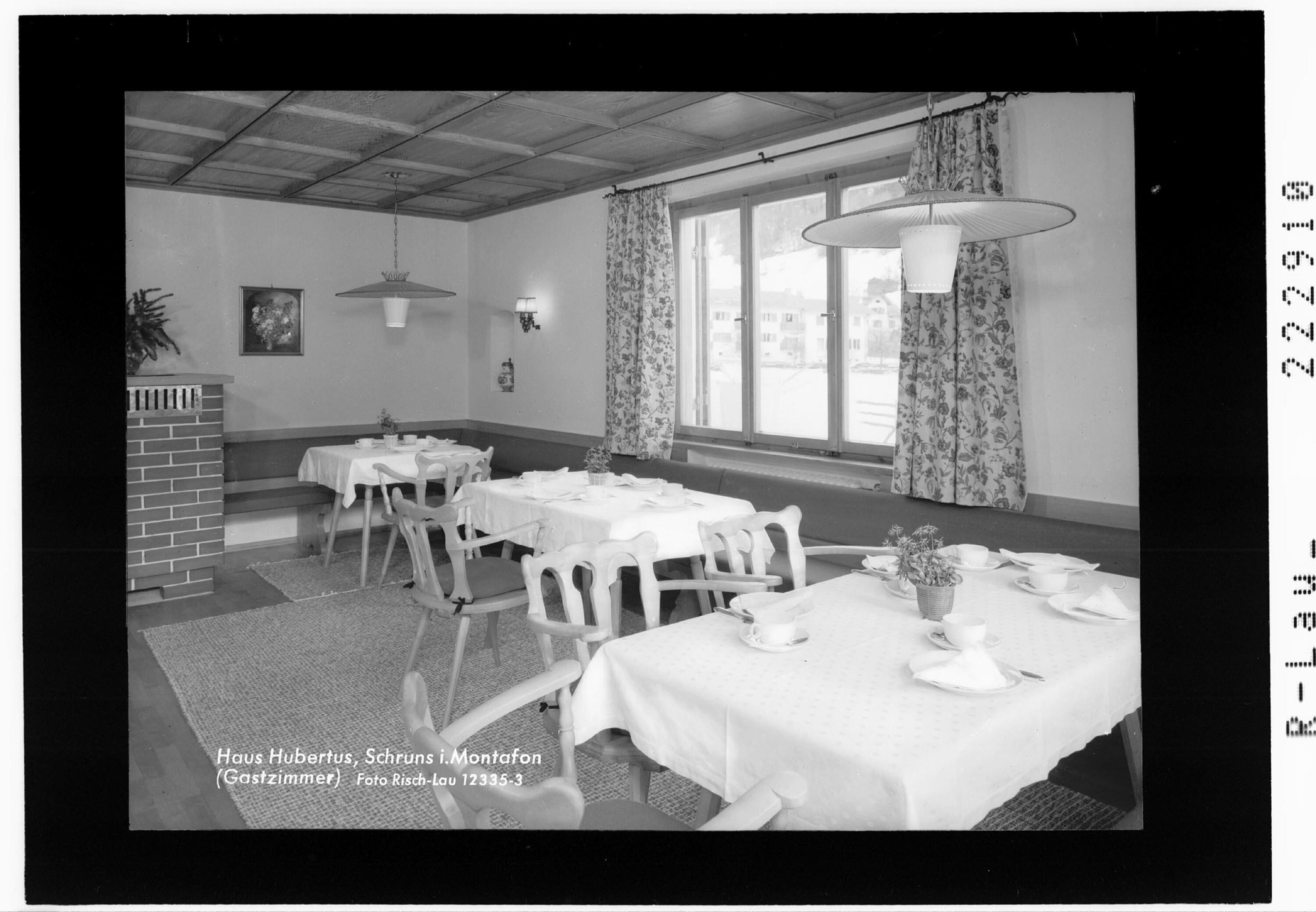 Haus Hubertus / Schruns im Montafon - Gastzimmer></div>


    <hr>
    <div class=