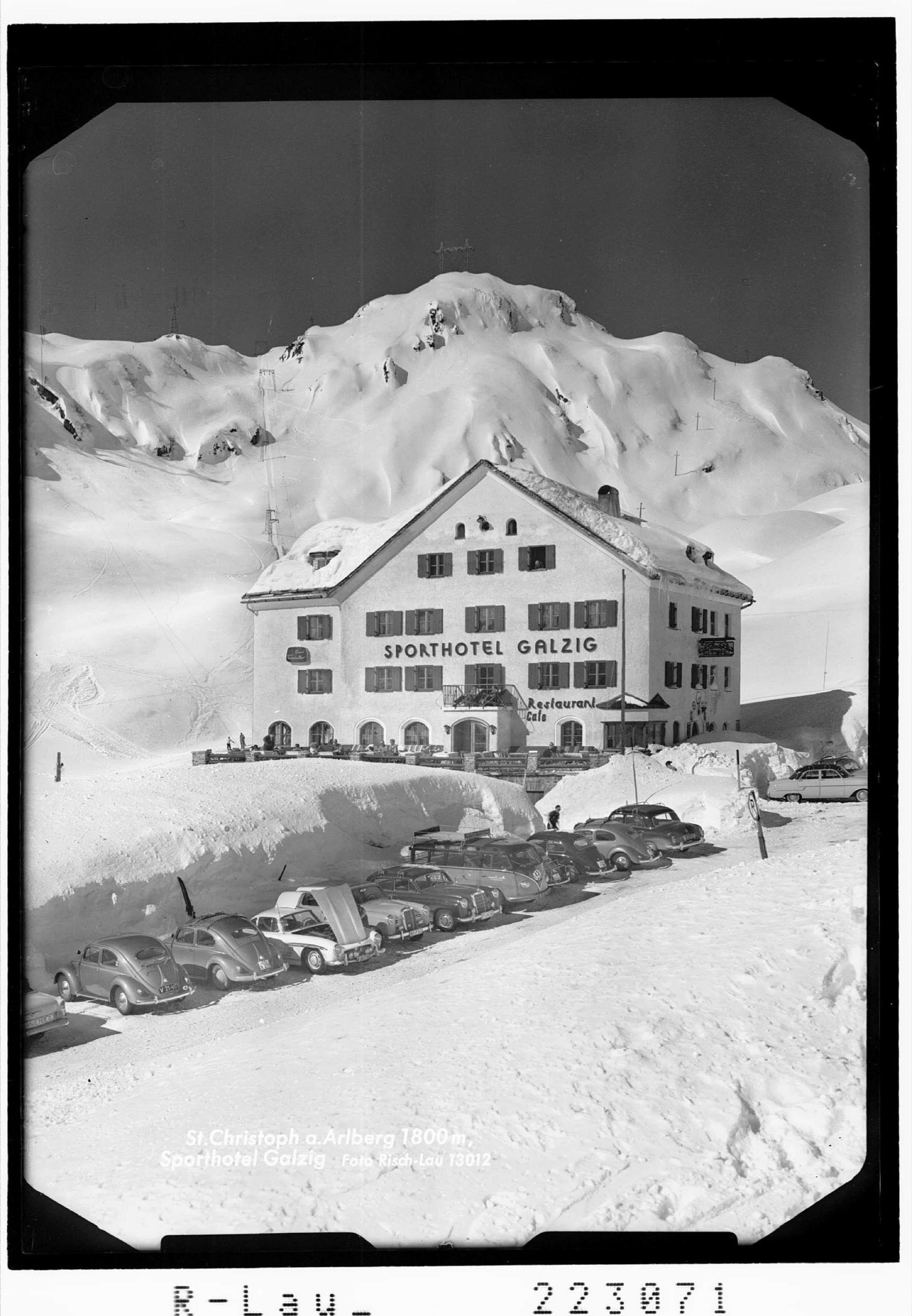 St.Christoph am Arlberg 1800 m / Sporthotel Galzig></div>


    <hr>
    <div class=