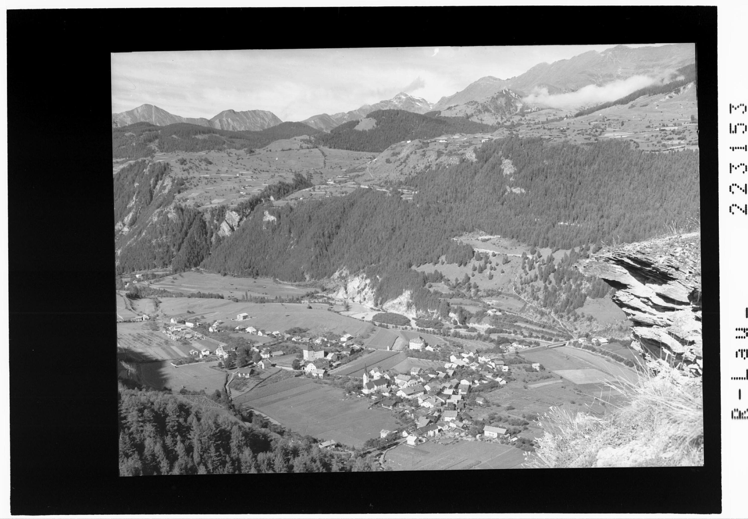 Ried im Oberinntal / Tirol mit Furgler 3007 m></div>


    <hr>
    <div class=